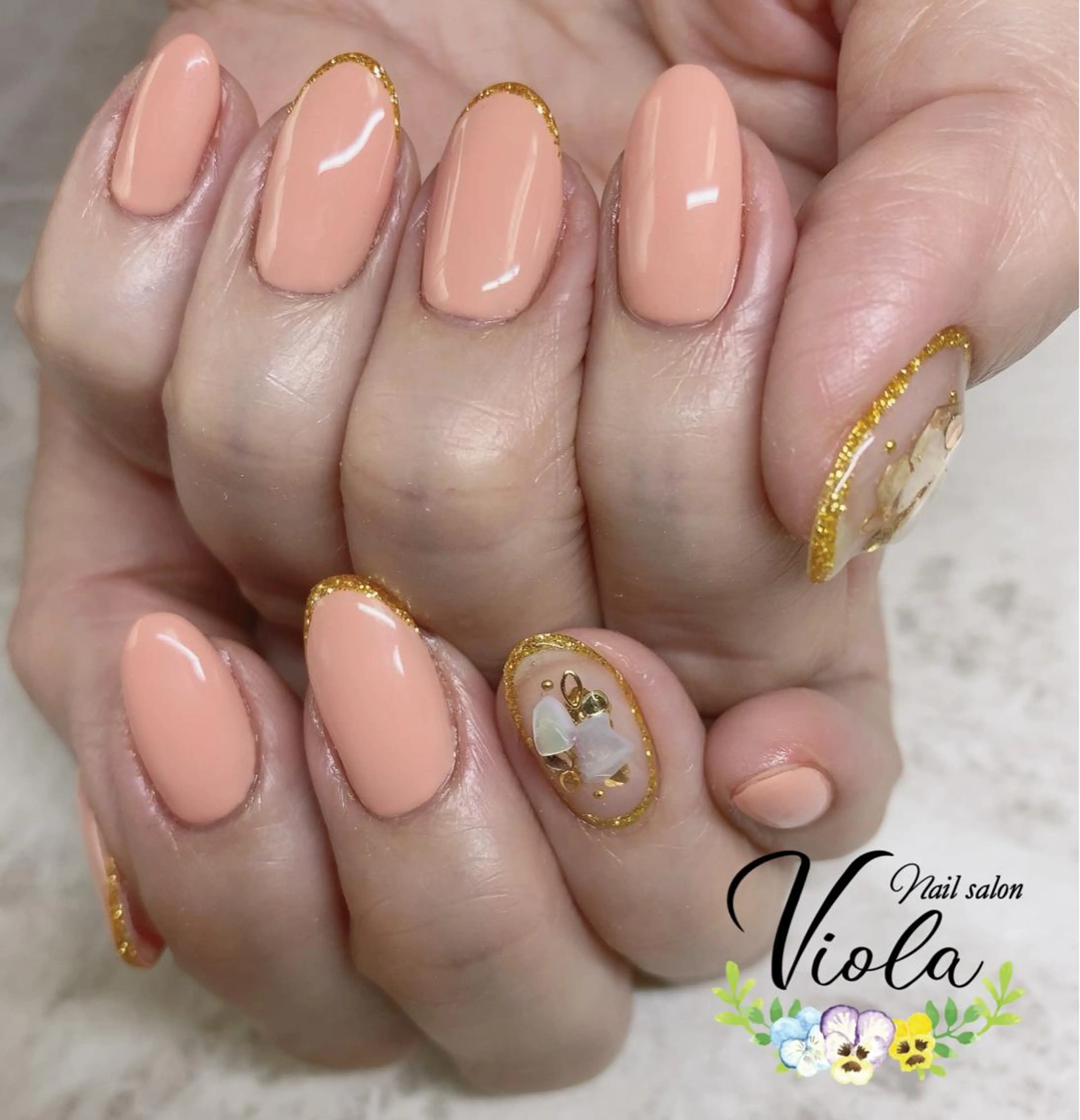 ネイル アートネイル クリアネイル キラキラネイル ピンク ハンドネイル Nailsalon Viola所属・ネイルサロン Violaのネイルデザイン