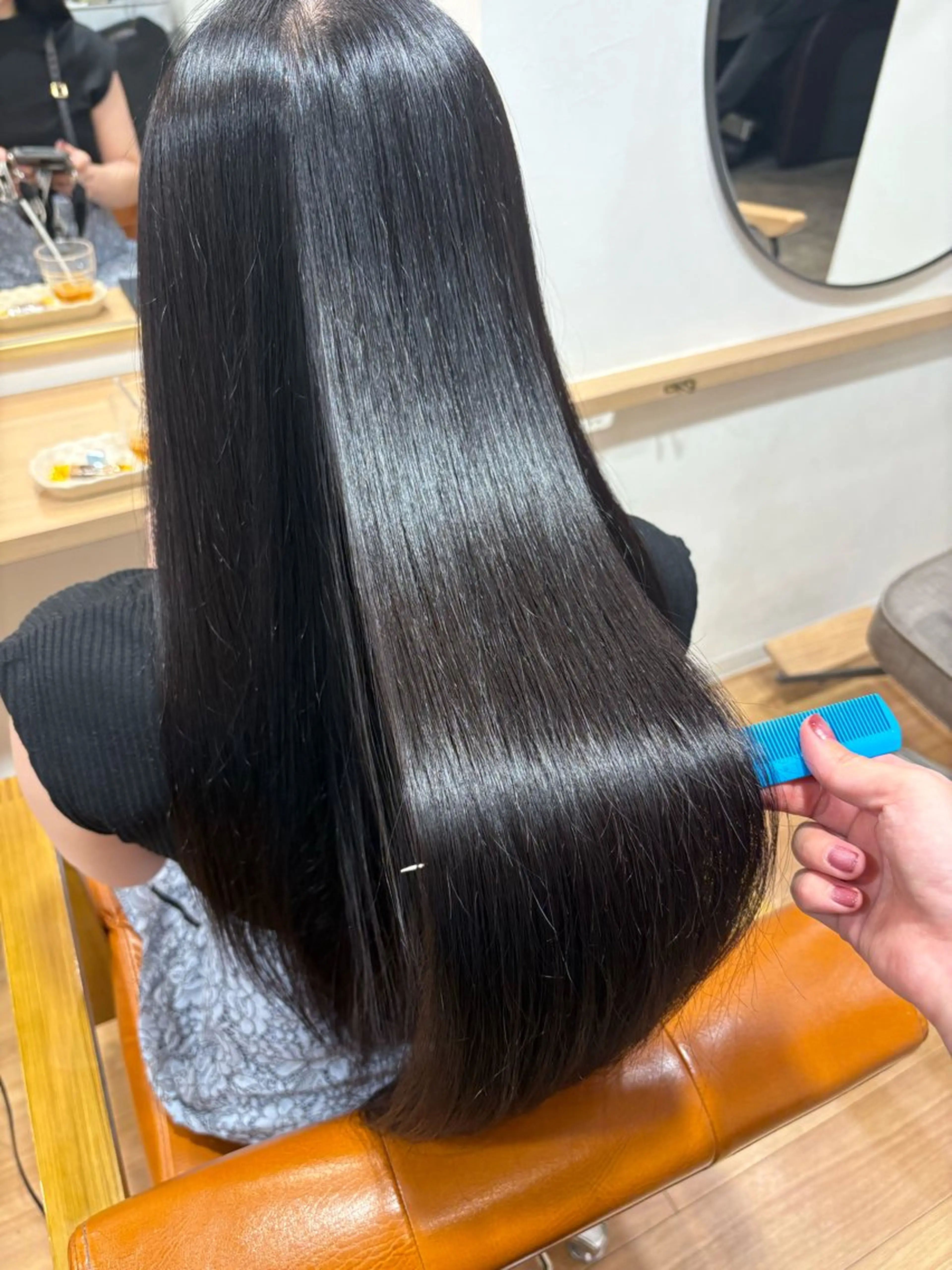 ロング カラー ヘアカラー トリートメント akane/ 縮毛矯正/暖色のヘアスタイル