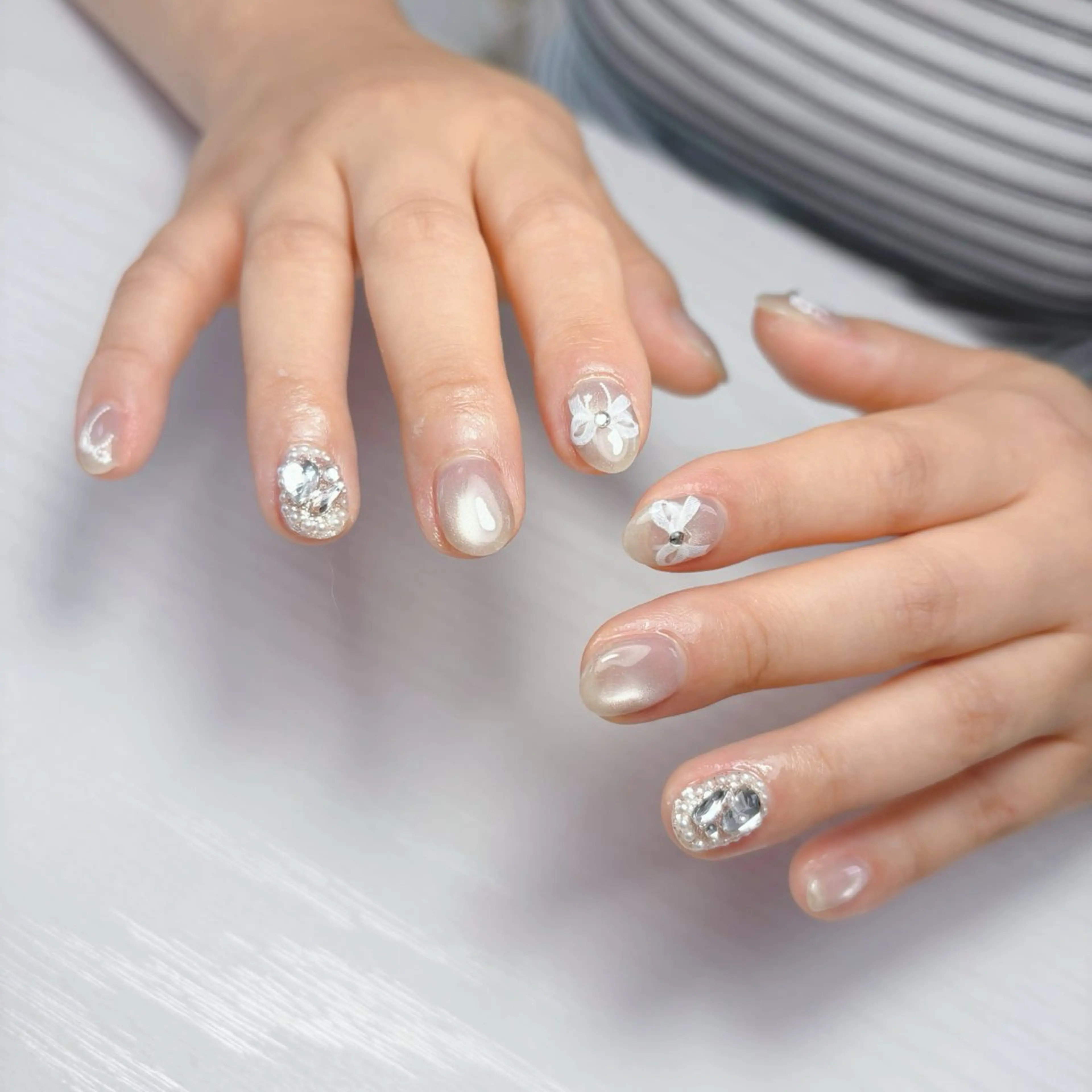 ネイル ハンドネイル STELLA ✩のネイルデザイン