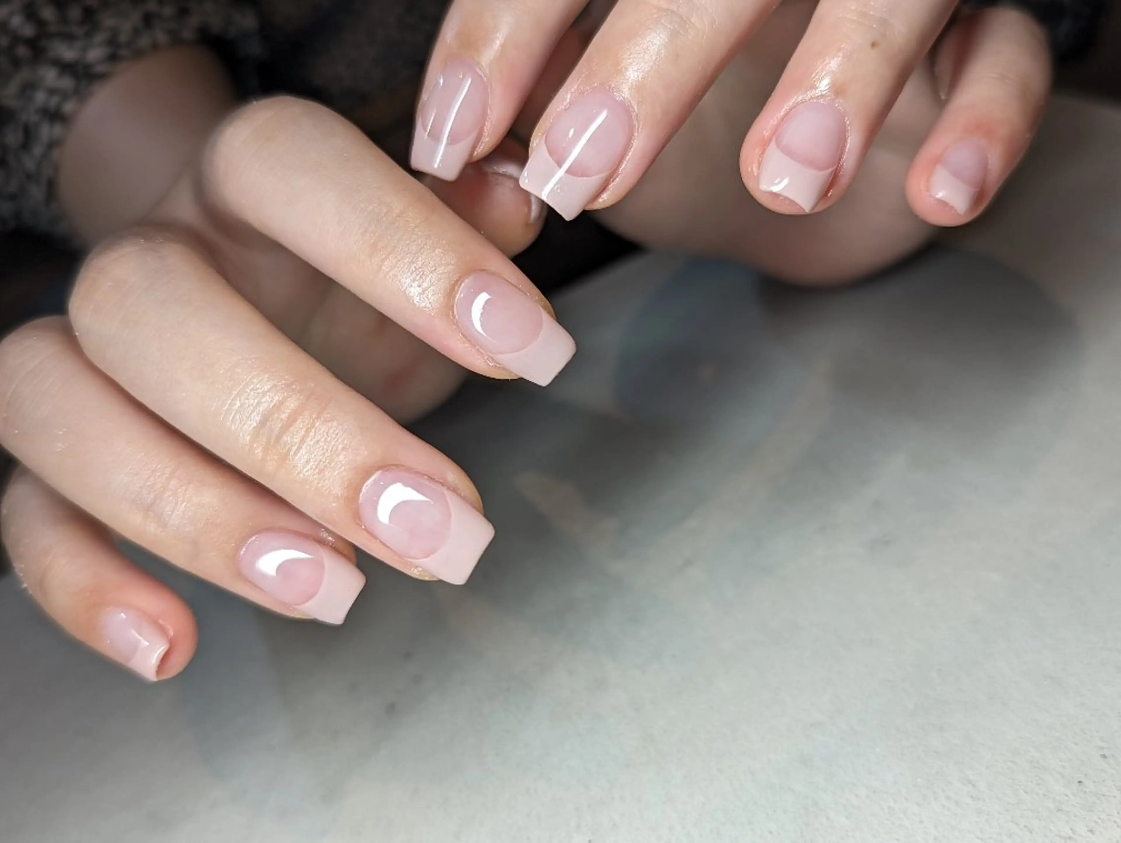 ネイル フレンチネイル ハンドネイル Nailsalon BEeR。のネイルデザイン