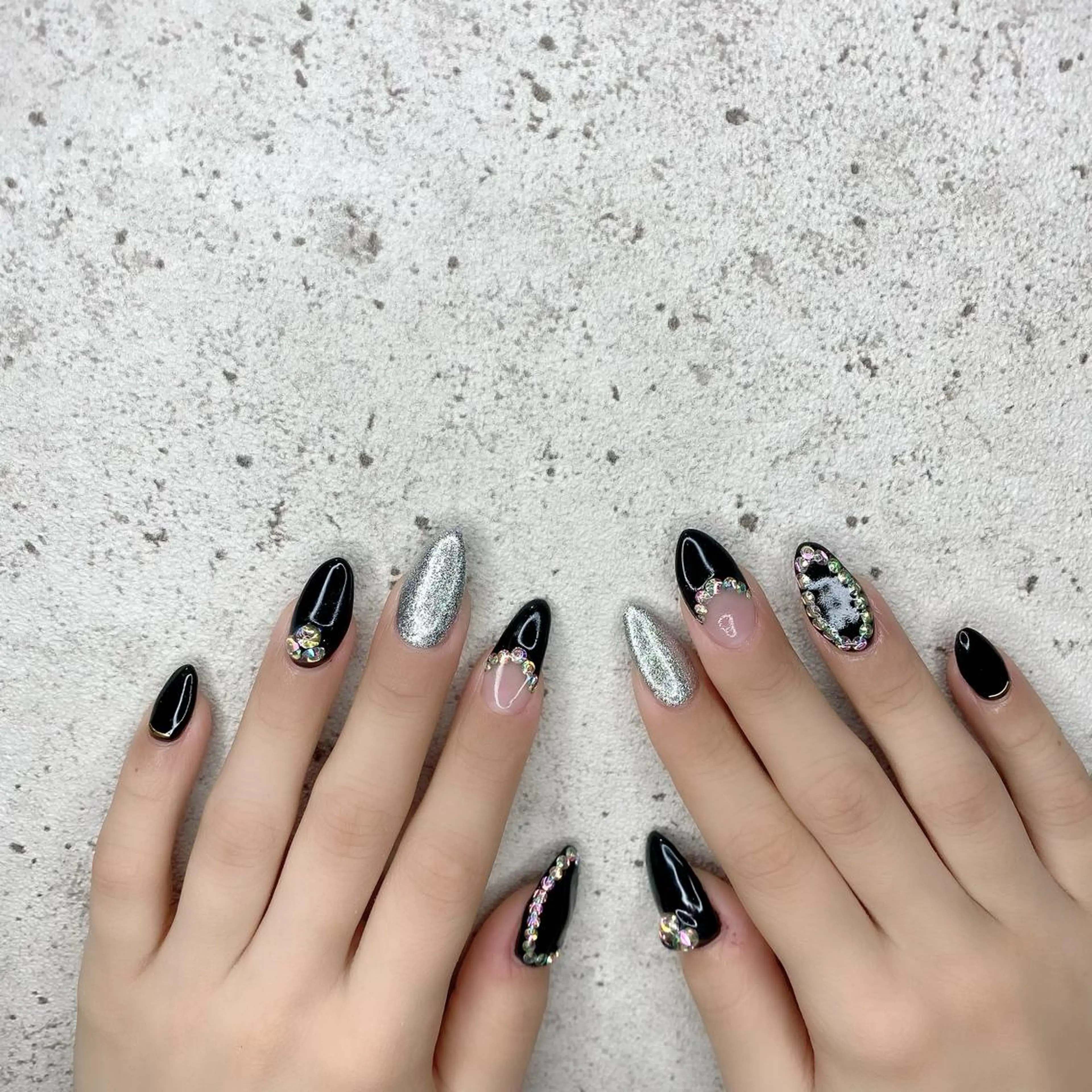 ロング カラー パーマ ヘアアレンジ メンズ キッズ ネイル マツエク・マツパ 黒髪 ロング 長さ出し ジェルネイル ロングネイル ハンドネイル Salon Ｋのネイルデザイン