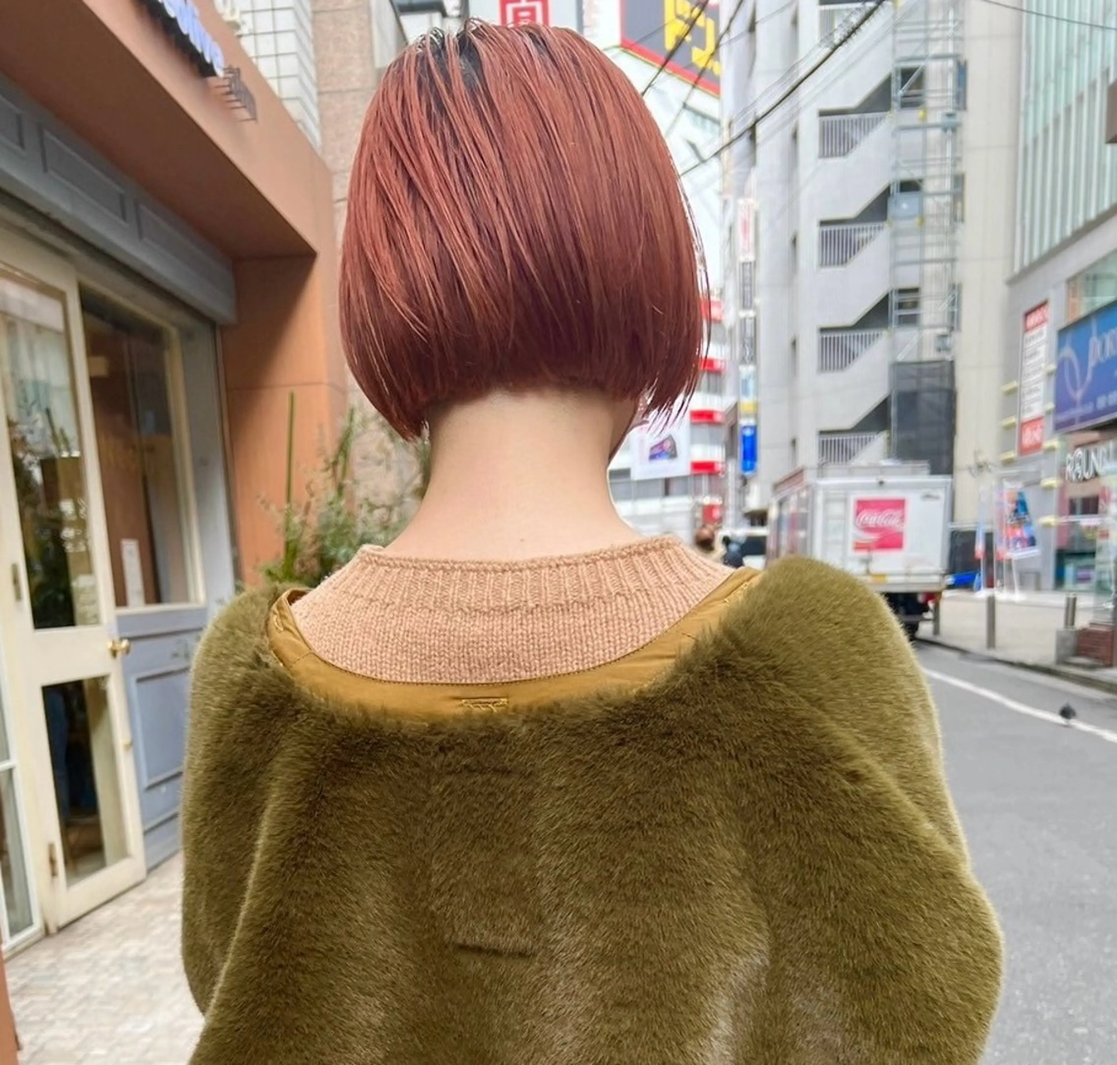 ショート カラー 💗暖色/ブリーチ/ レイヤー/横浜/メイのヘアスタイル