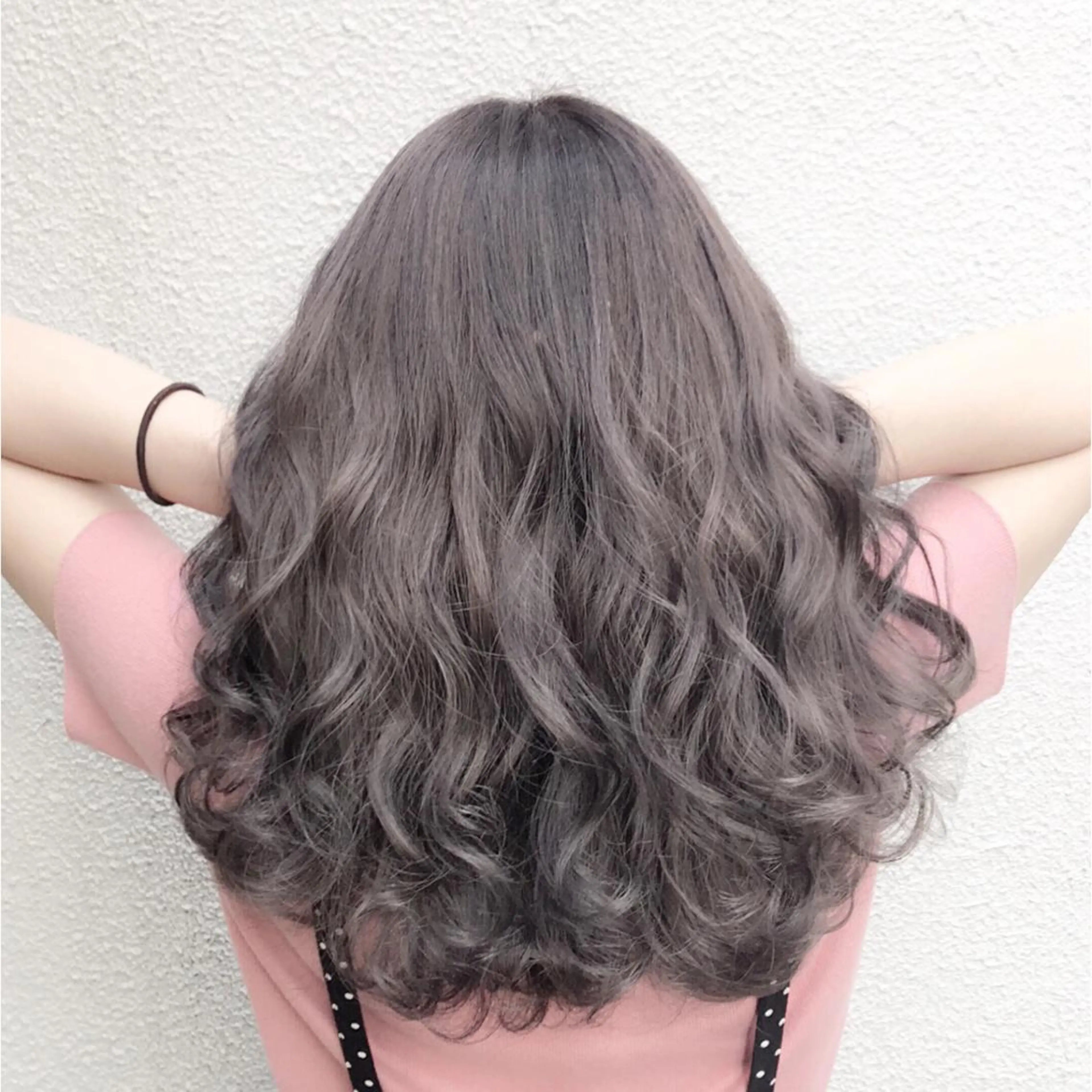 セミロング カラー supbytomee所属・カラー特化型サロン #SUP.のヘアスタイル