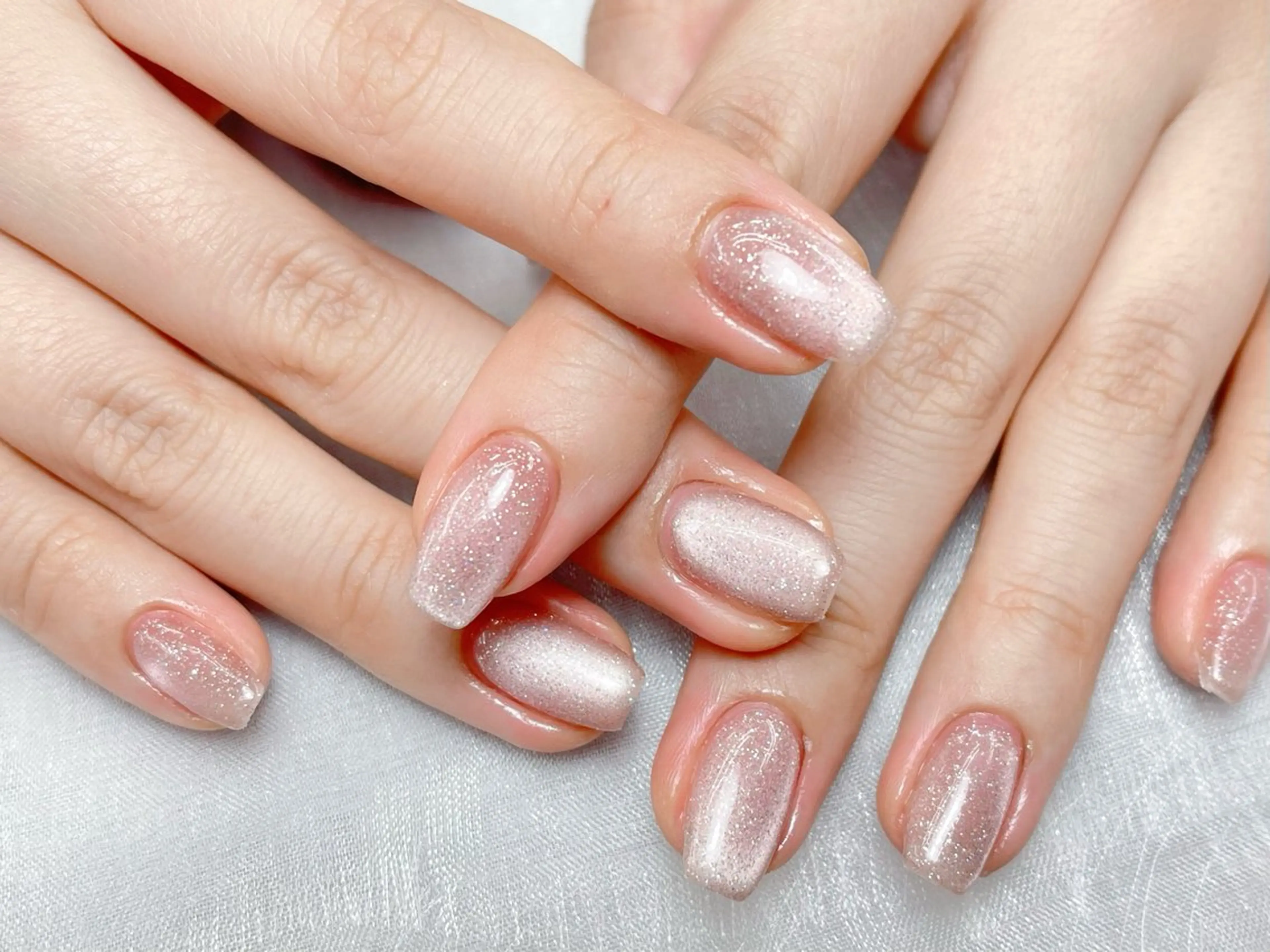 メンズ ネイル メンズ韓国風 アートネイル フレンチネイル ジェルネイル キラキラネイル ハンドネイル Bloom スカルプ専門店のネイルデザイン