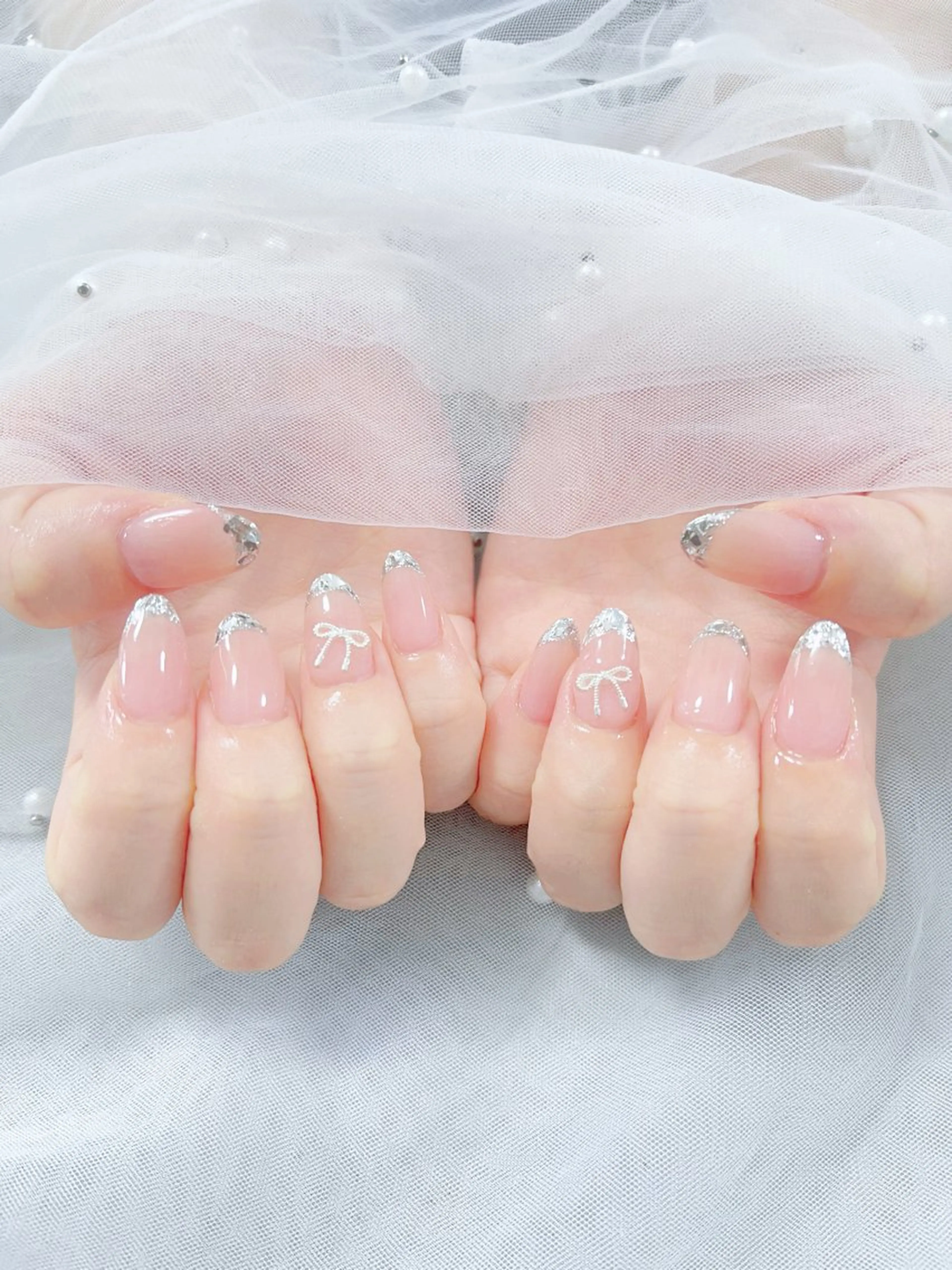 ネイル オーロラネイル クリアネイル フラッシュネイル ジェルネイル グラデーション ハンドネイル Amee Nail Salonのネイルデザイン