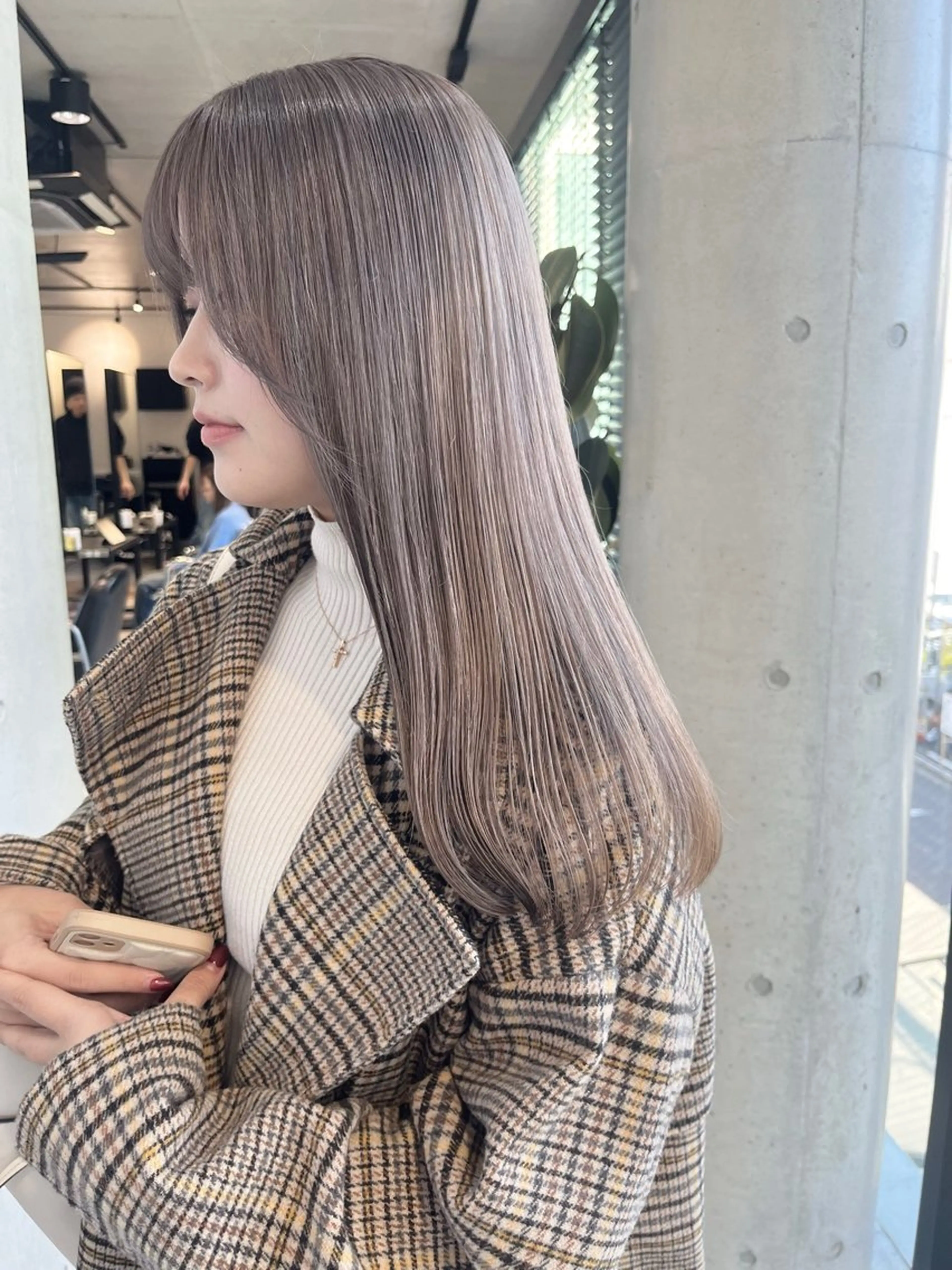 ロング カラー パーマ ヘアアレンジ カット ヘアカラー トリートメント ヘッドスパ ヘアセット 透明感/オリーブ/ グレージュ/YUKAのヘアスタイル
