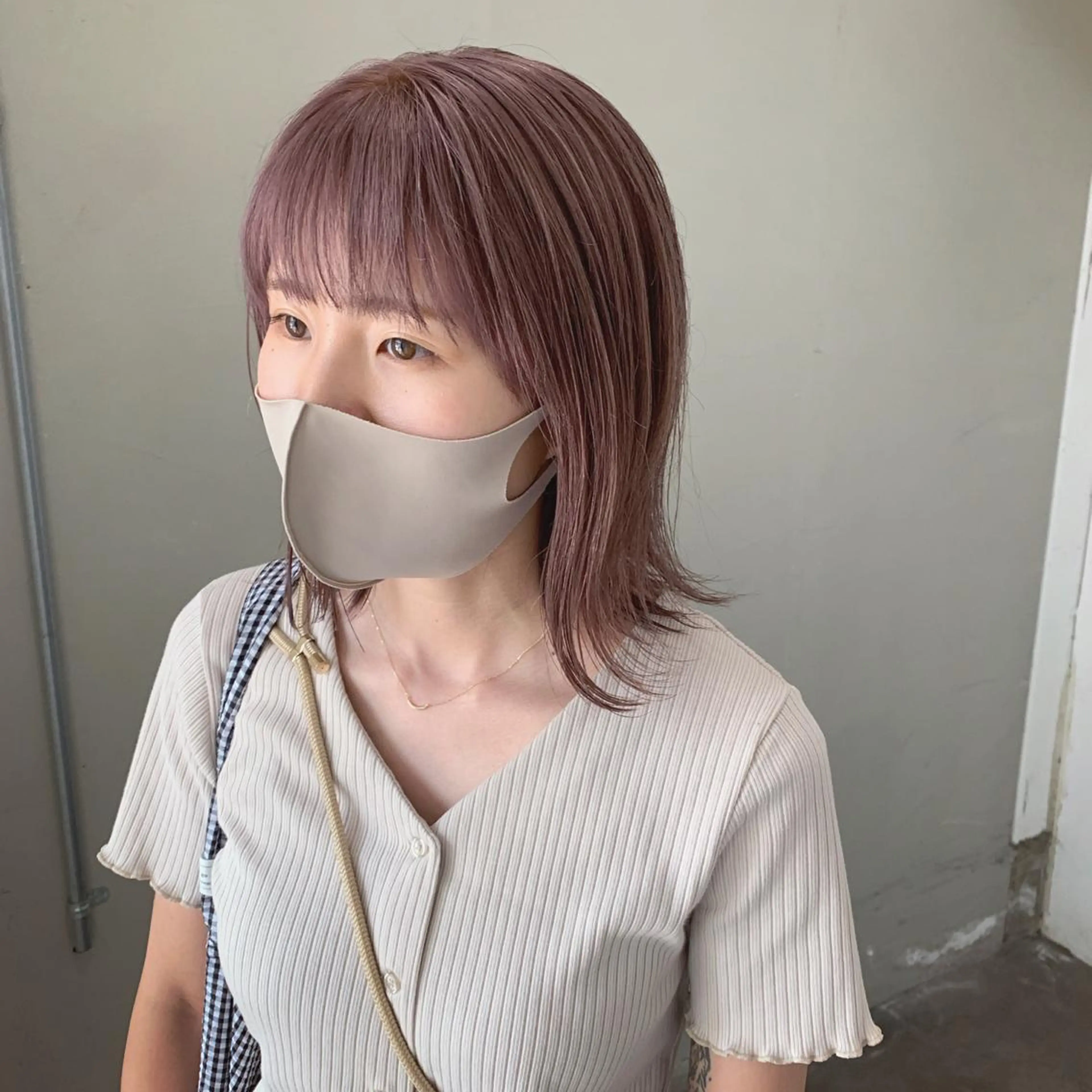 ミディアム カラー ベージュカラー ハイトーンカラー ハイトーンベージュ ハッシュカット カシマハヤトのヘアスタイル