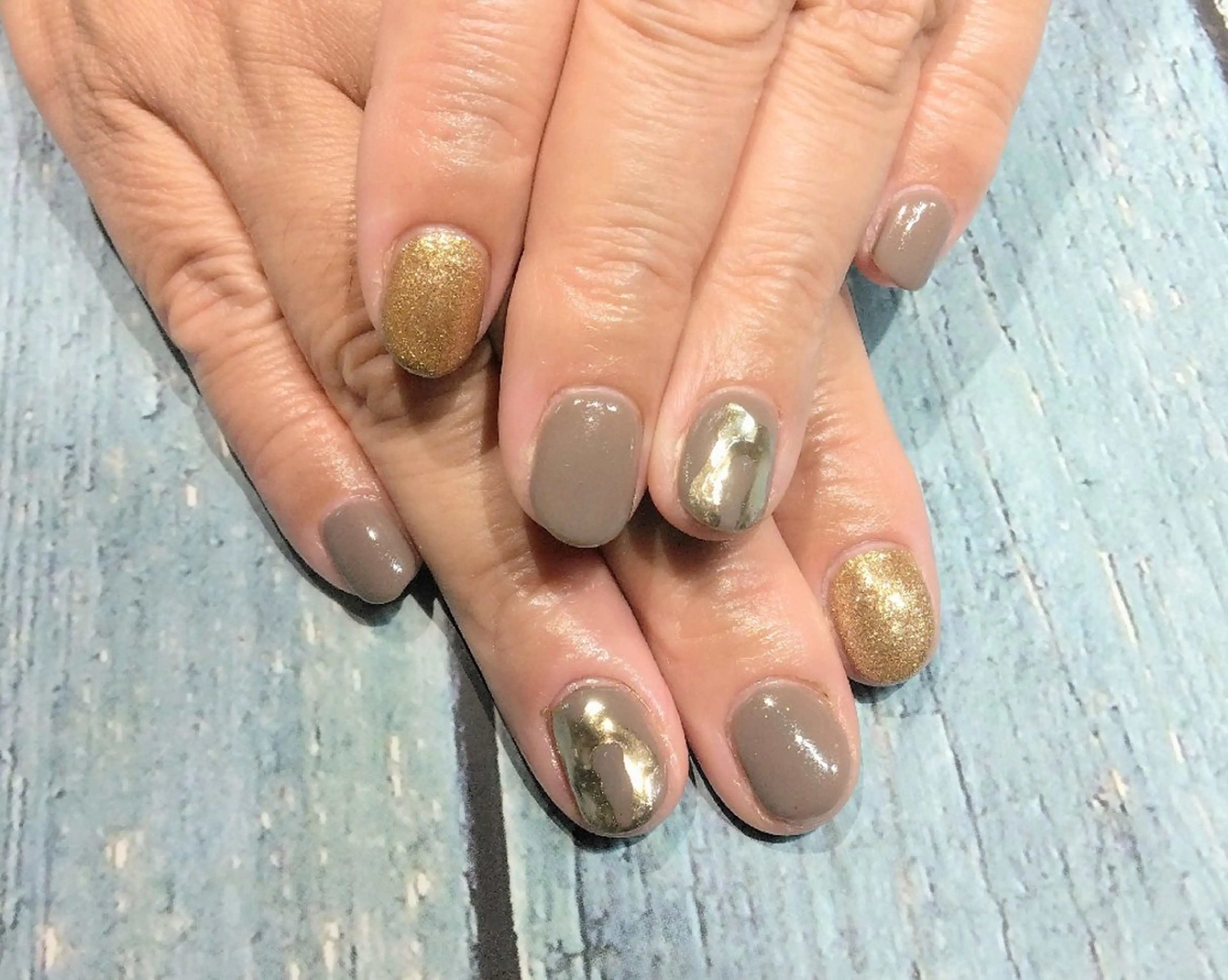 ネイル ラメ(グリッター) ミラーネイル シンプルネイル 冬ネイル ハンドネイル ARTEMIS SAITOのネイルデザイン