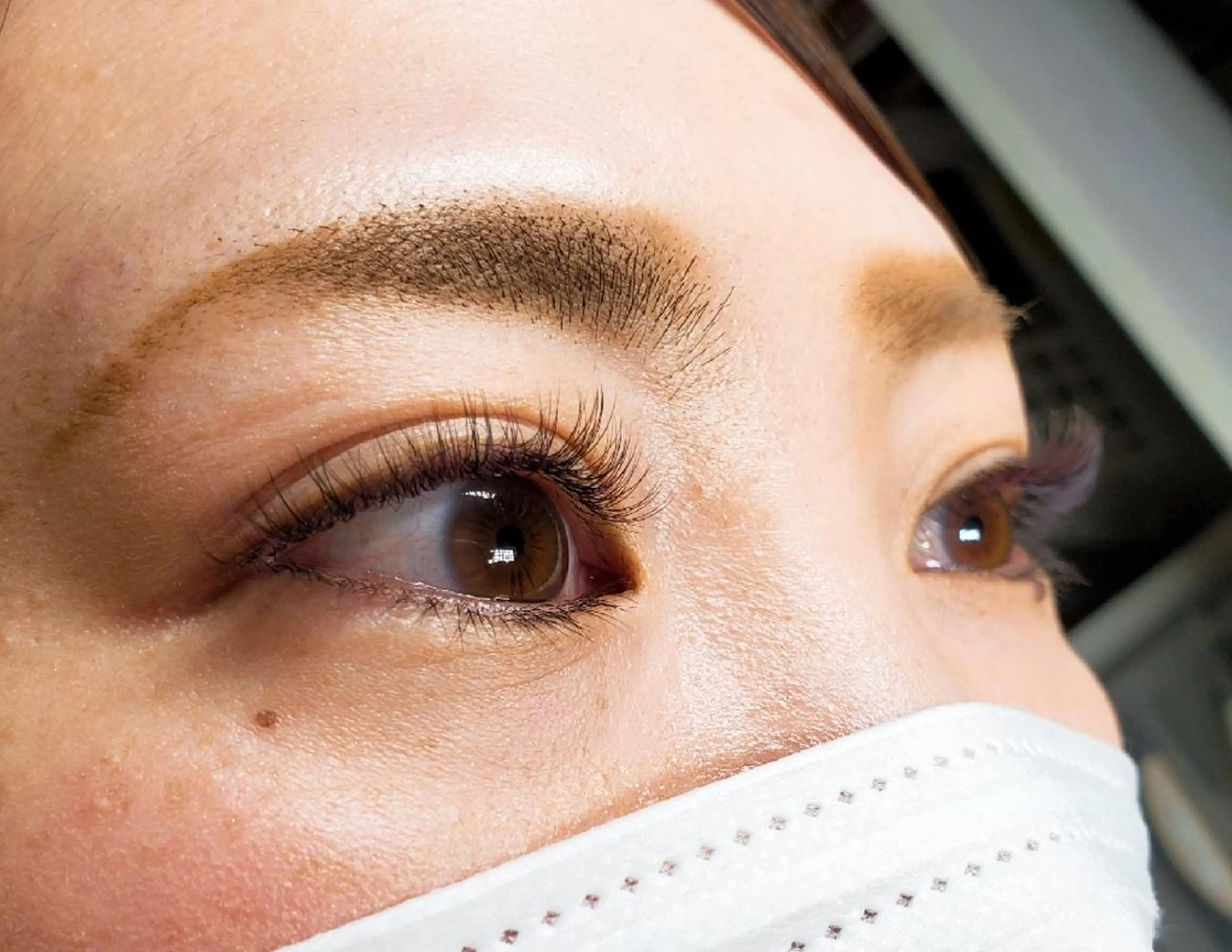 マツエク・マツパ I'MYU bijou所属・横島 琴音の眉毛・アイブロウイメージ