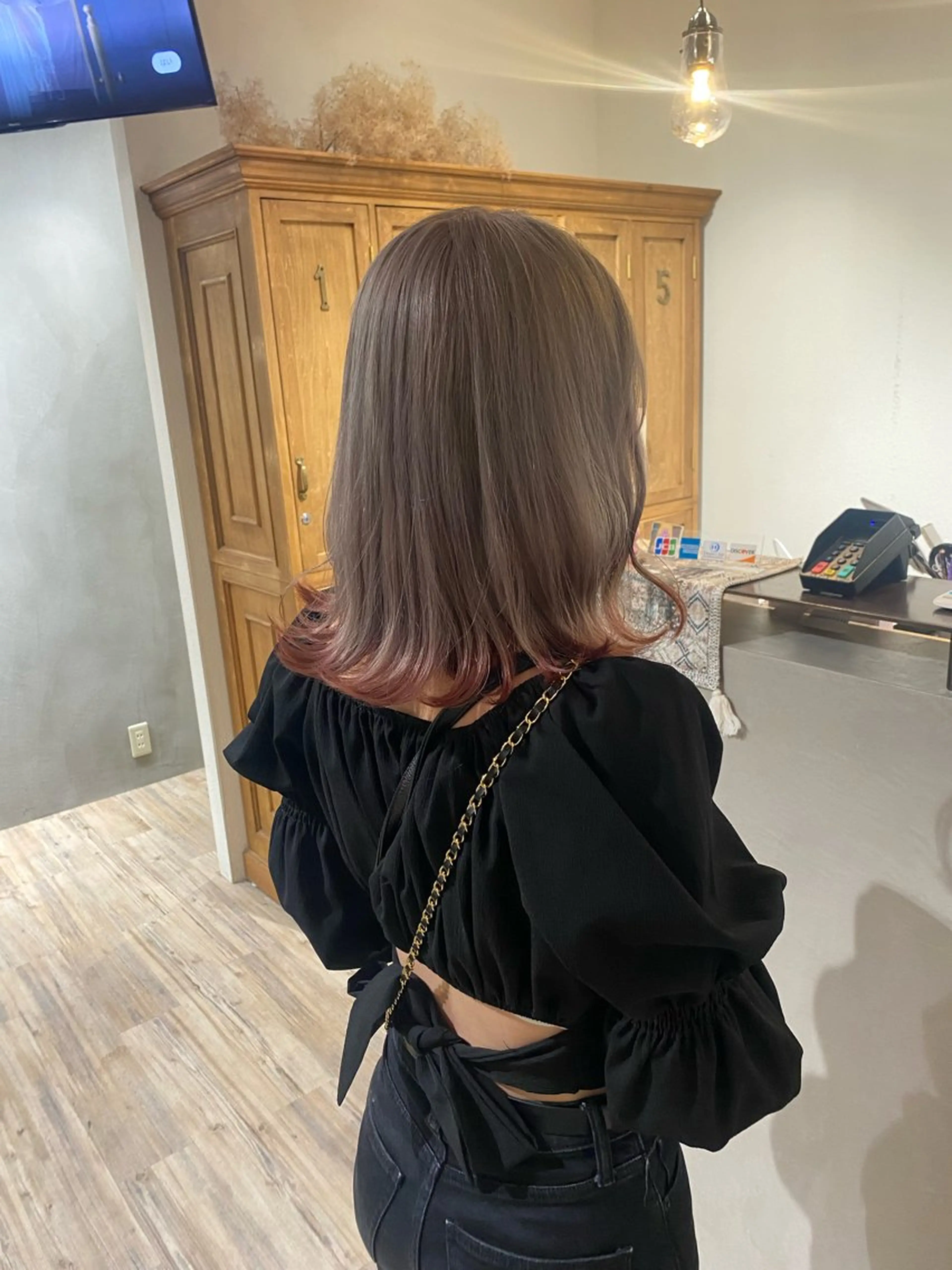 セミロング カラー CURE nex the salon 表参道所属・美髪矯正/髪質改善 🫧山﨑　真歩🫧のヘアスタイル