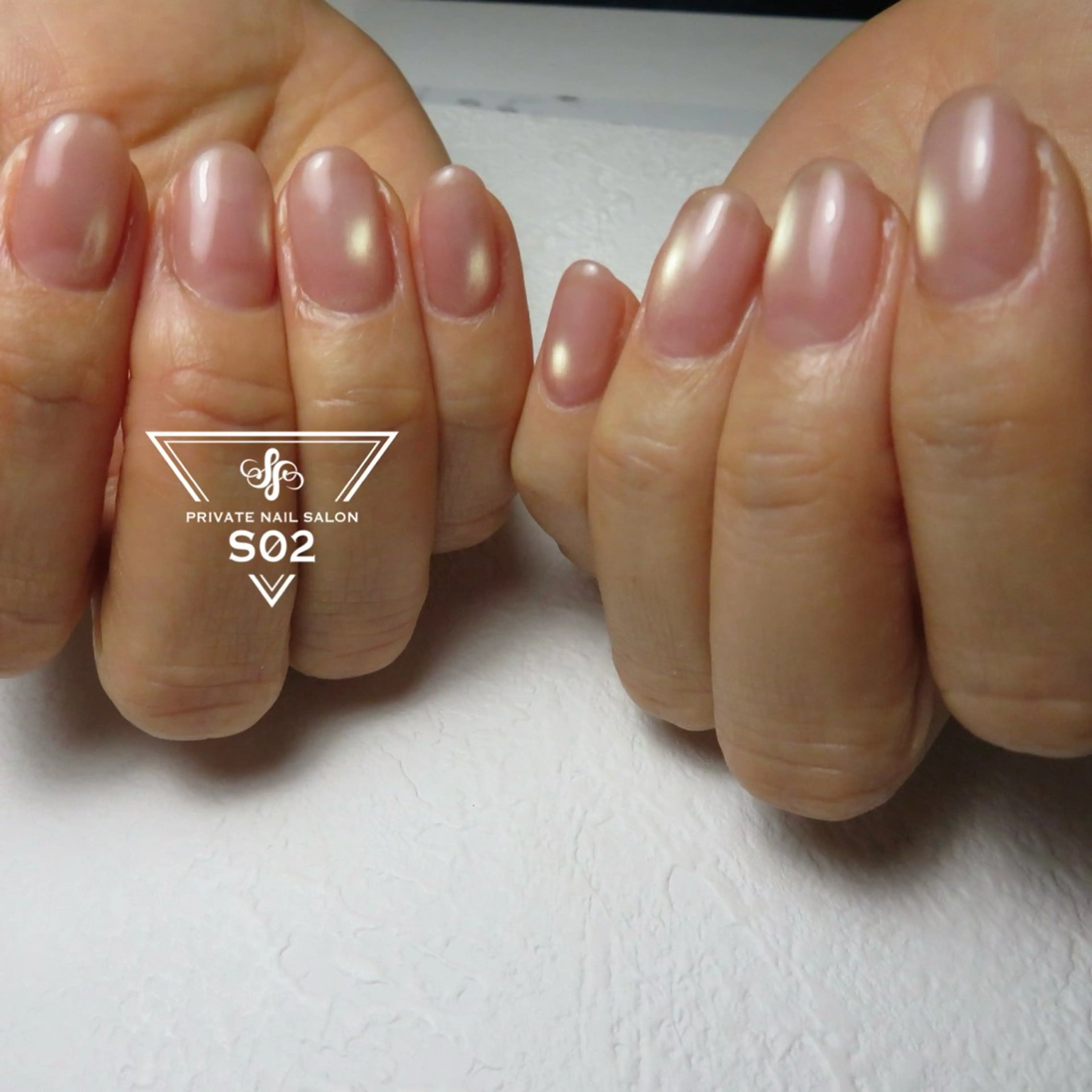 ネイル マグネットネイル S02 𝙲𝚑𝚒𝚎のネイルデザイン