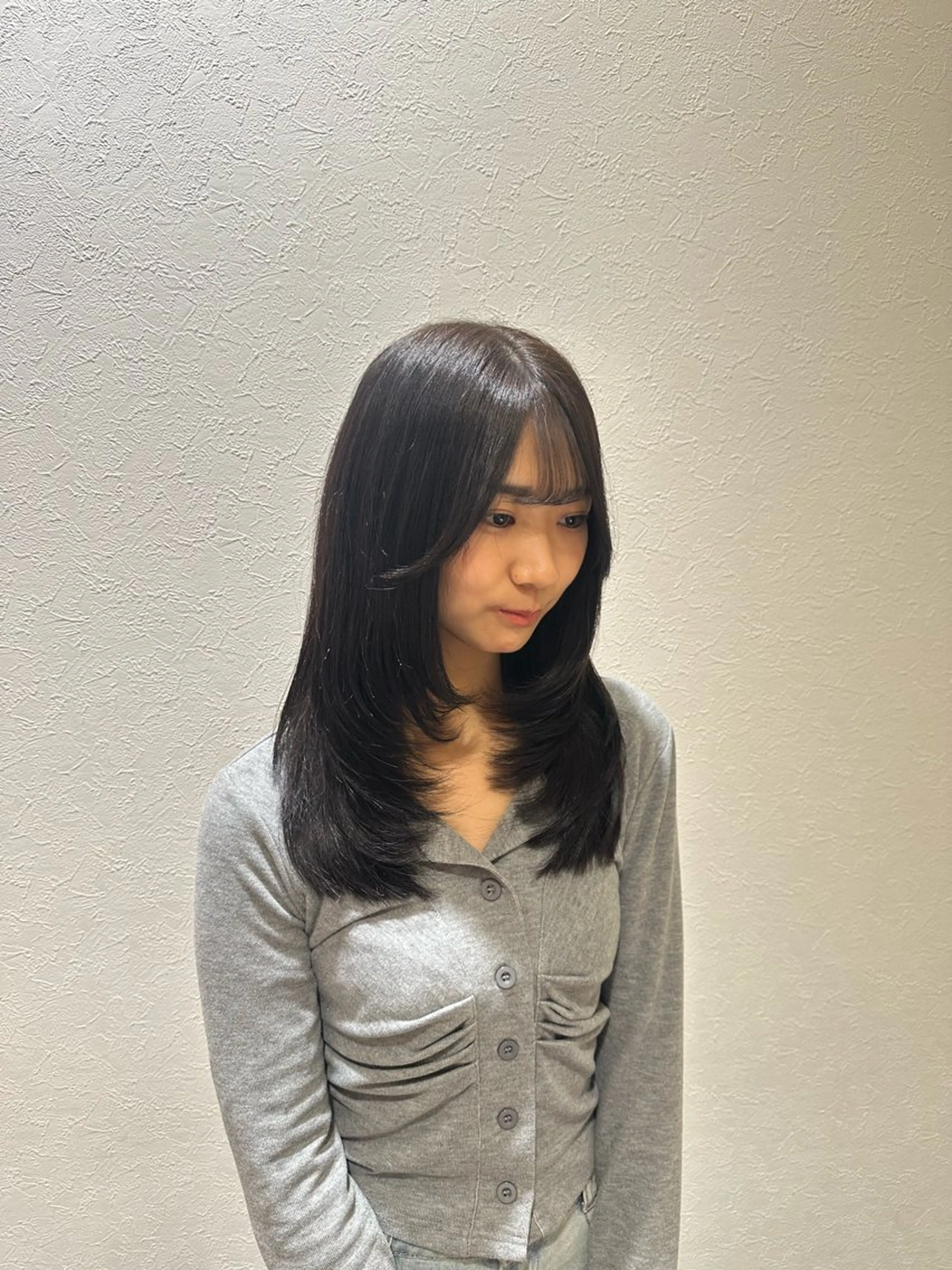 ロング 伸ばしかけ レイヤーカット 御舩 青衣のヘアスタイル