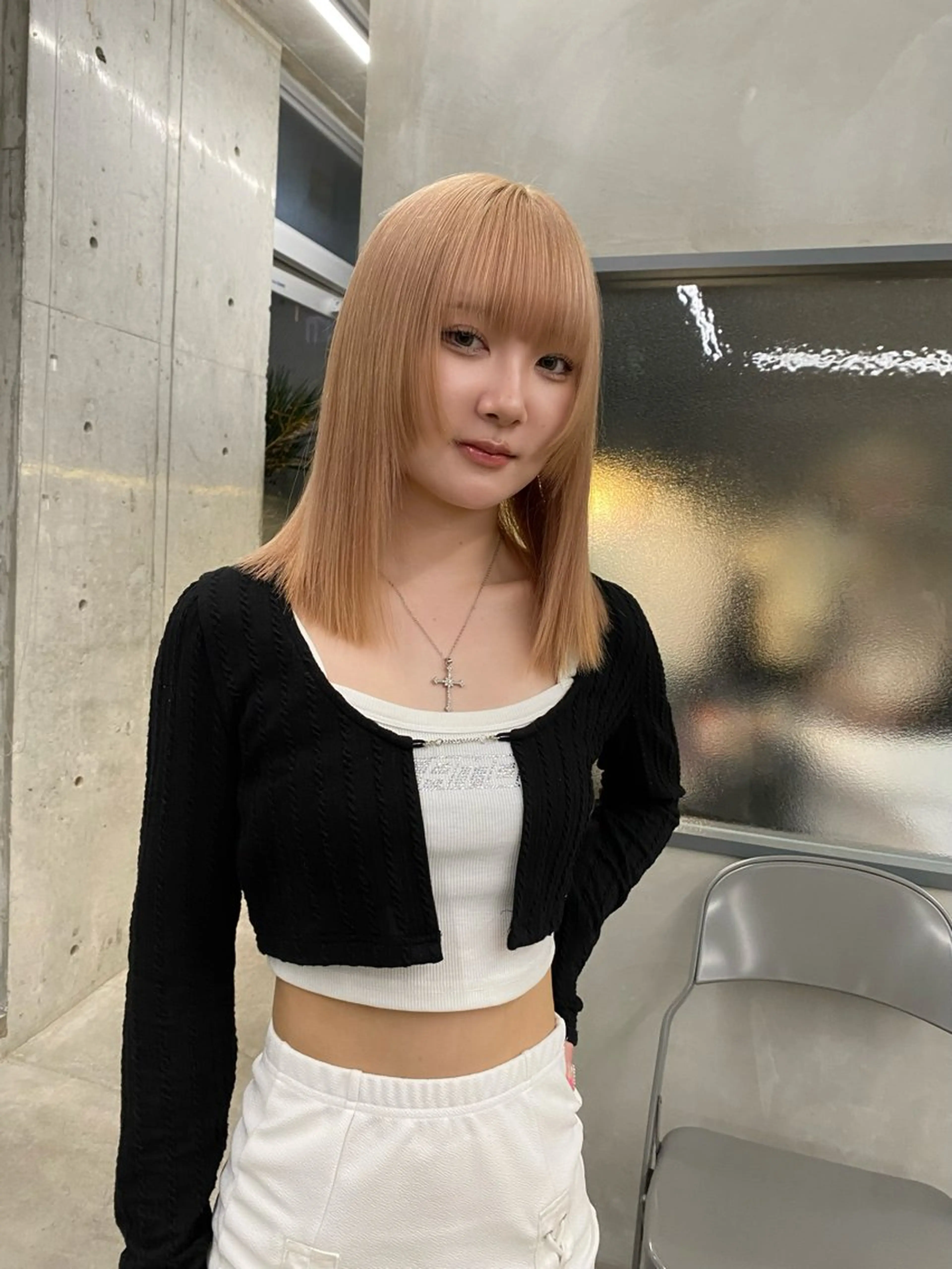 ミディアム カラー ヘアアレンジ ベージュカラー mina 🌷のヘアスタイル