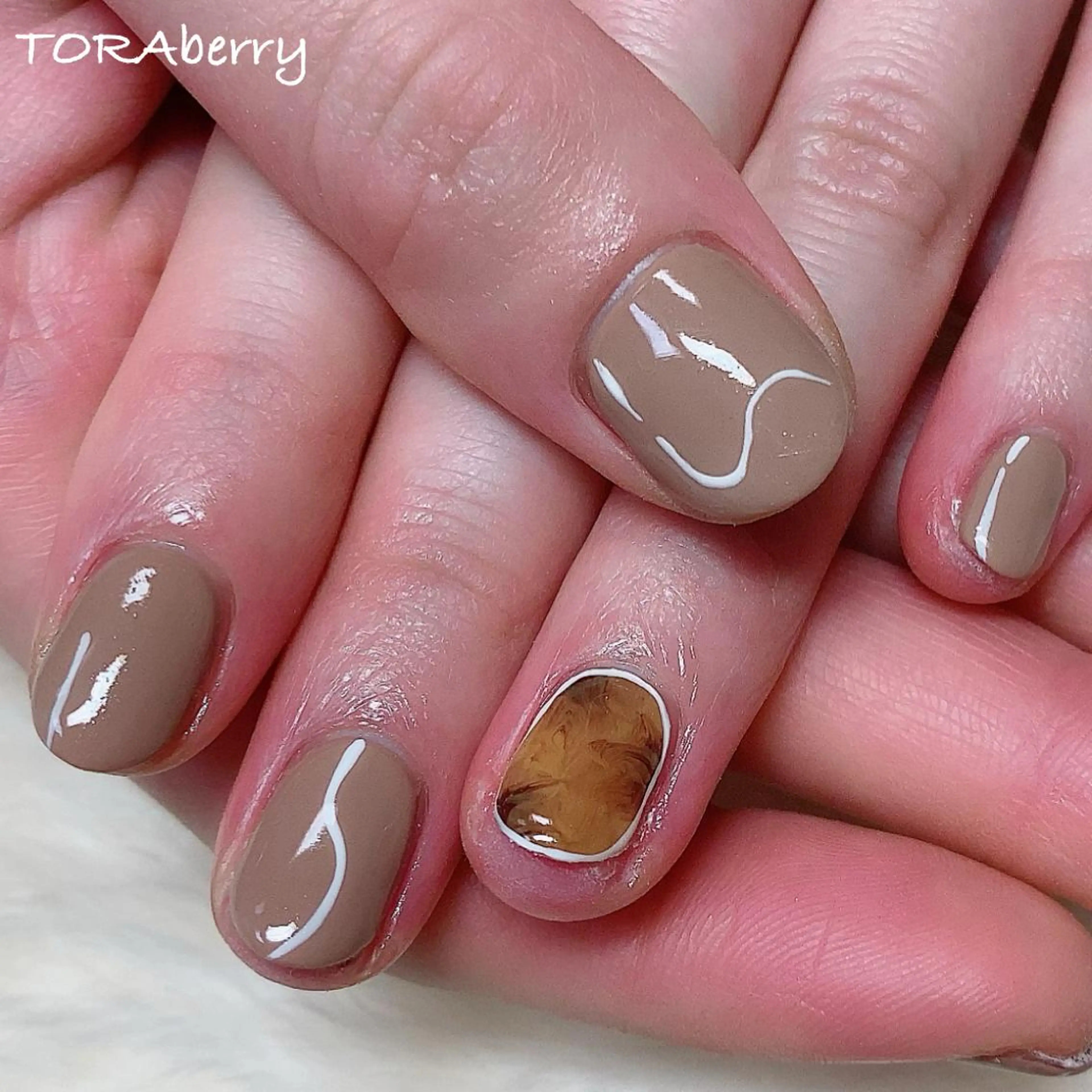 ネイル べっ甲ネイル ハンドネイル ネイリスト なつみのネイルデザイン