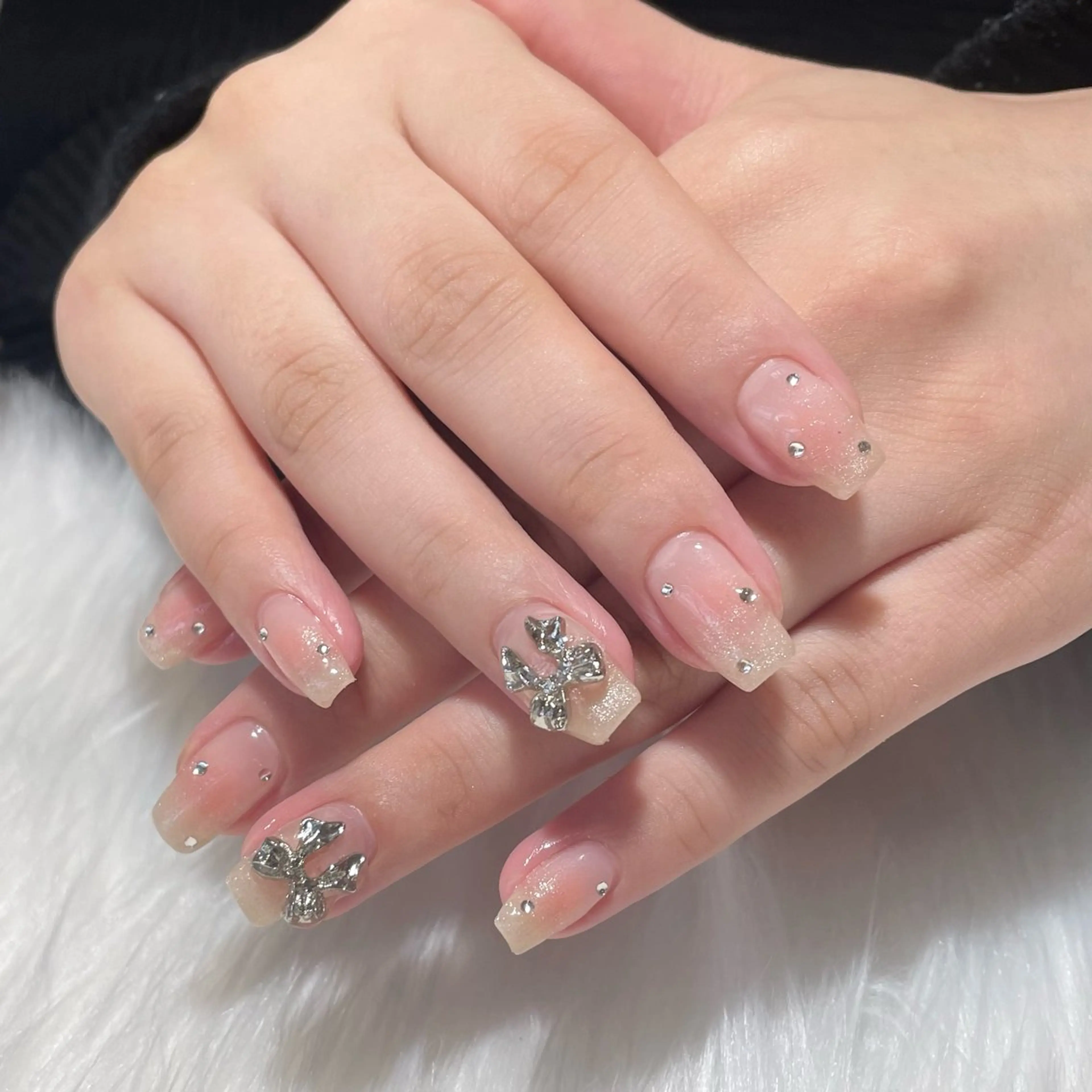 ネイル neige Kouzukiのネイルデザイン