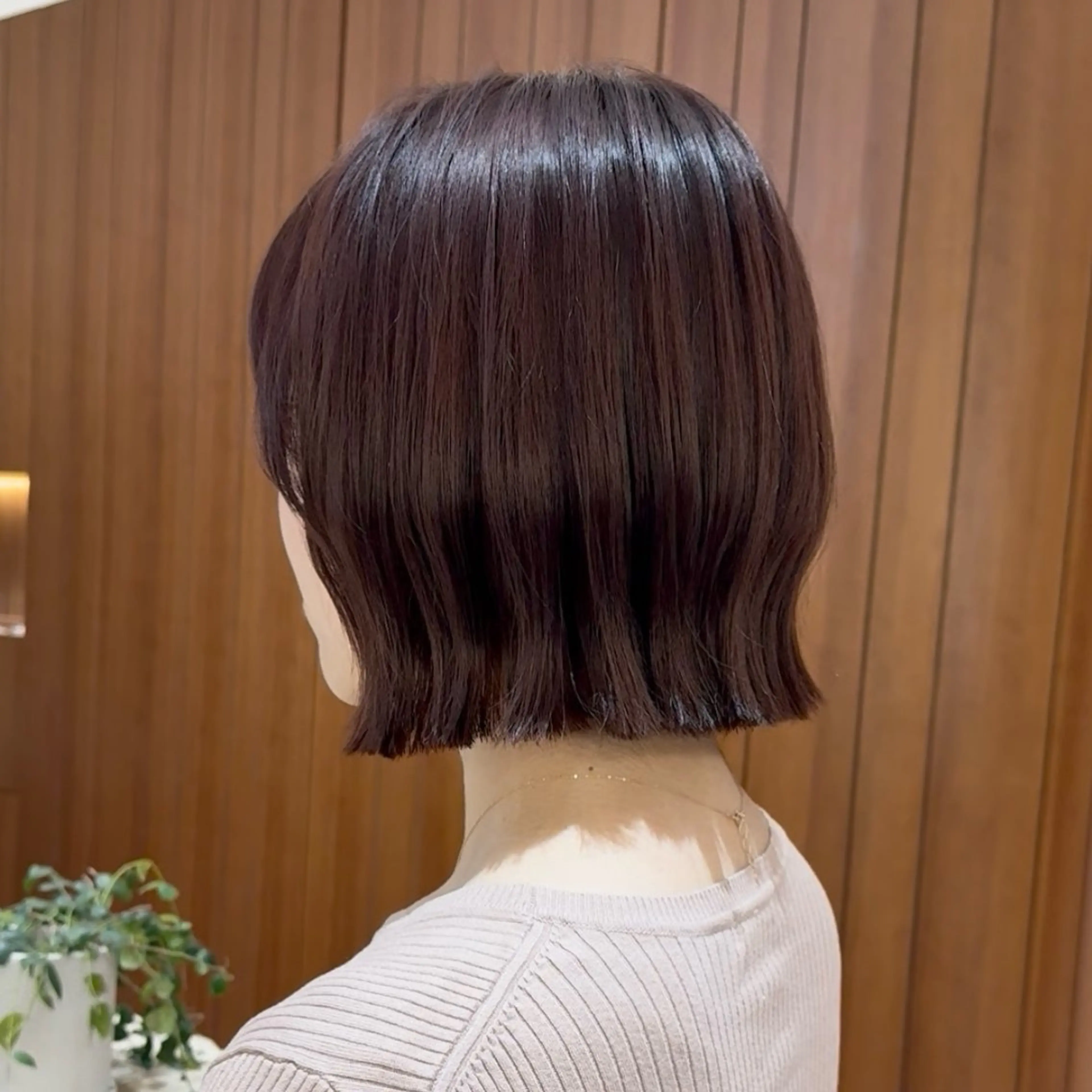 ミディアム カラー 切りっぱなしボブ ショートボブ ボブレイヤー 透明感カラー ボブ カット ヘアカラー トリートメント 田中航平/渋谷ボブ/ レイヤーボブのヘアスタイル