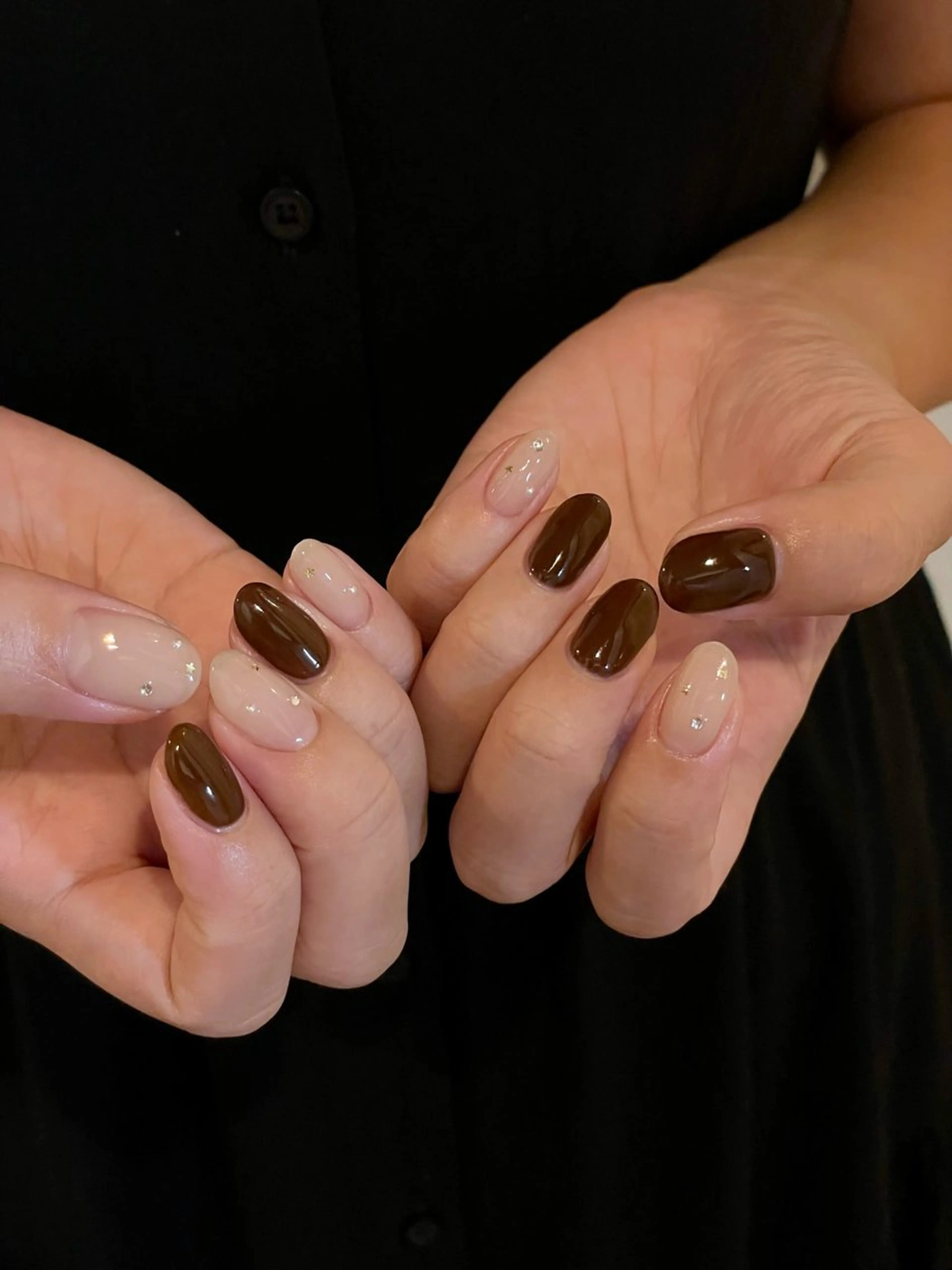 ネイル ワンカラーネイル ストーンネイル ハンドネイル NOELIS REIのネイルデザイン