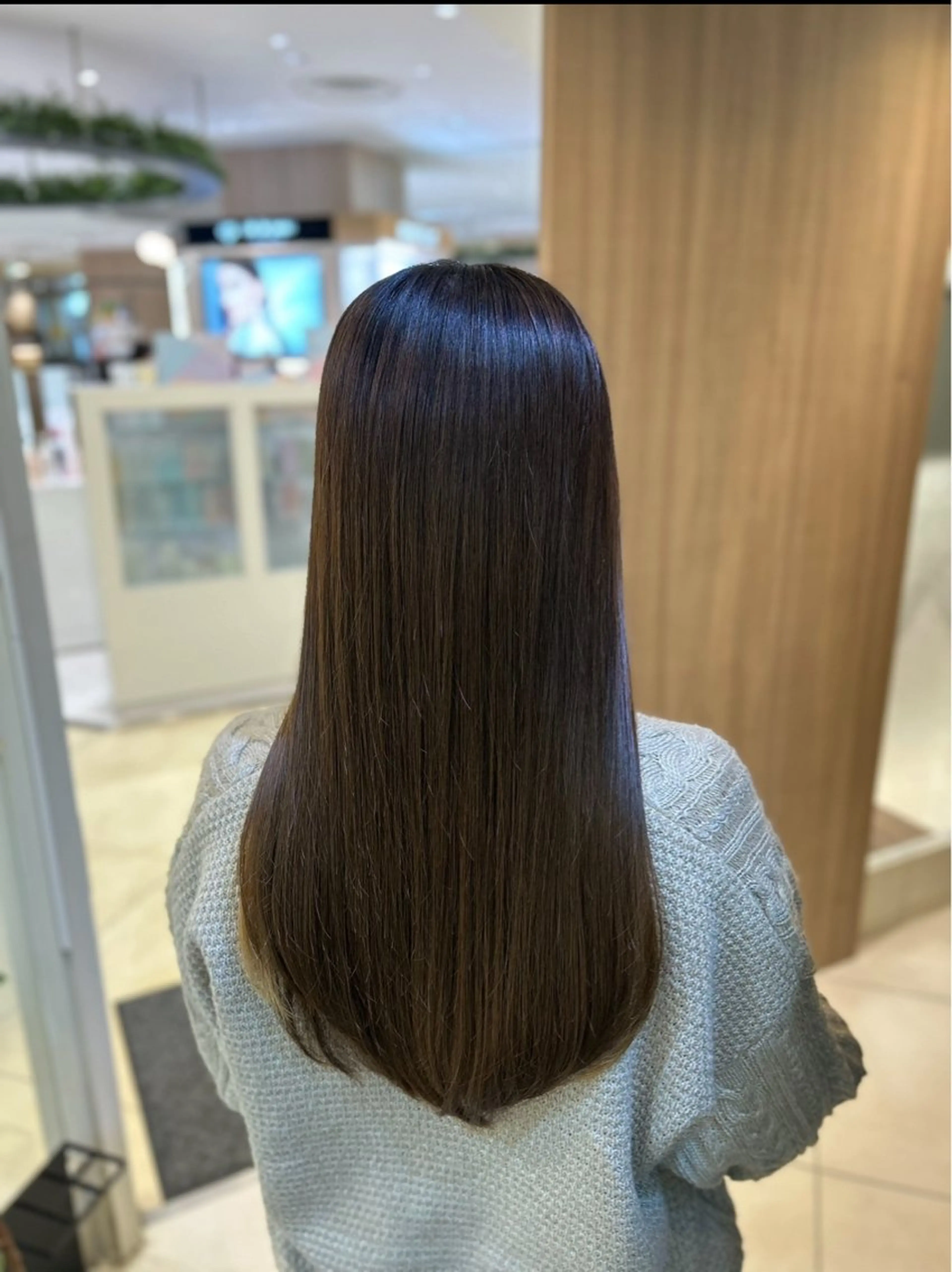 ロング カラー カット ヘアカラー トリートメント 艶質改善/縮毛矯正 ササキナツミのヘアスタイル