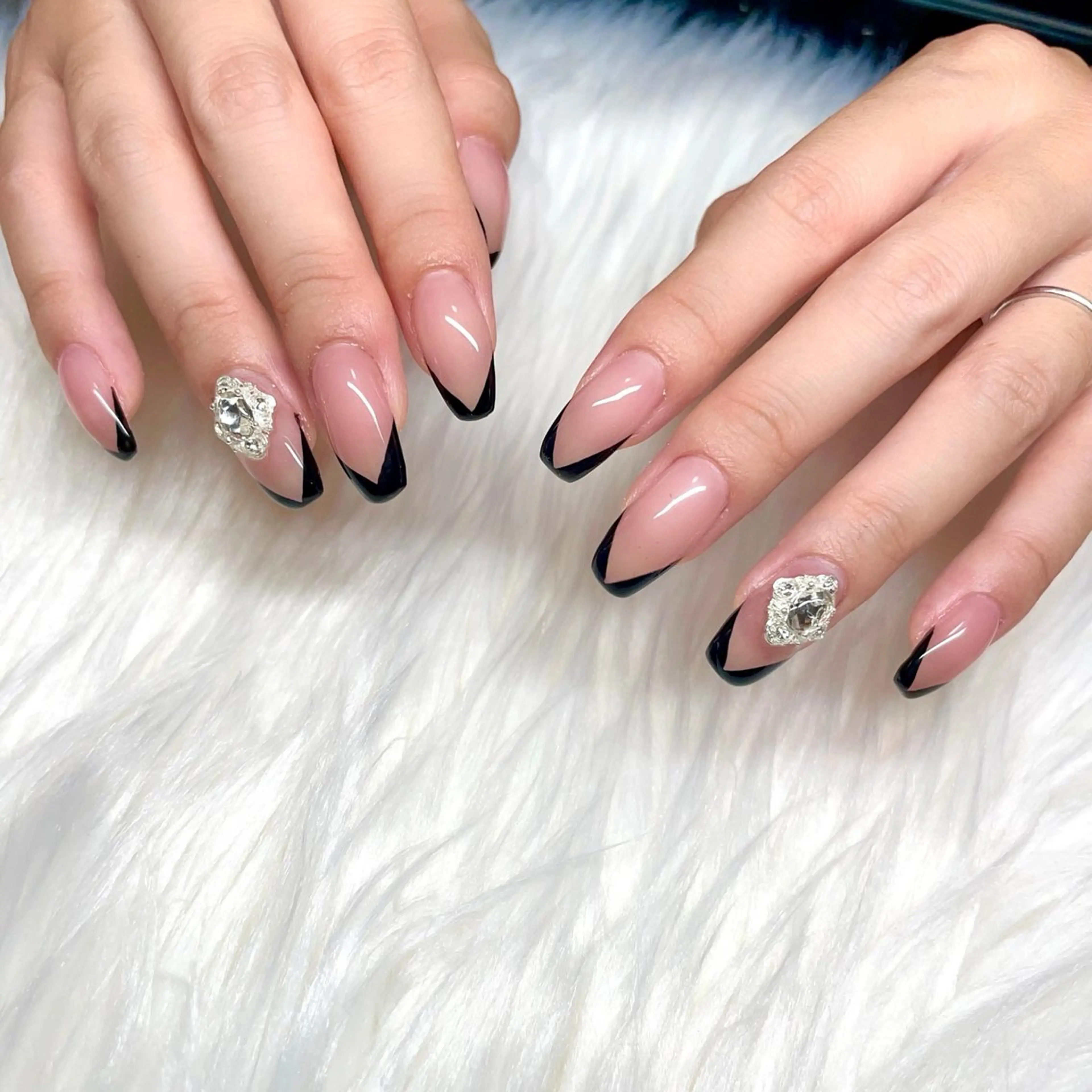 ネイル フレンチネイル Rnail. misatoのネイルデザイン