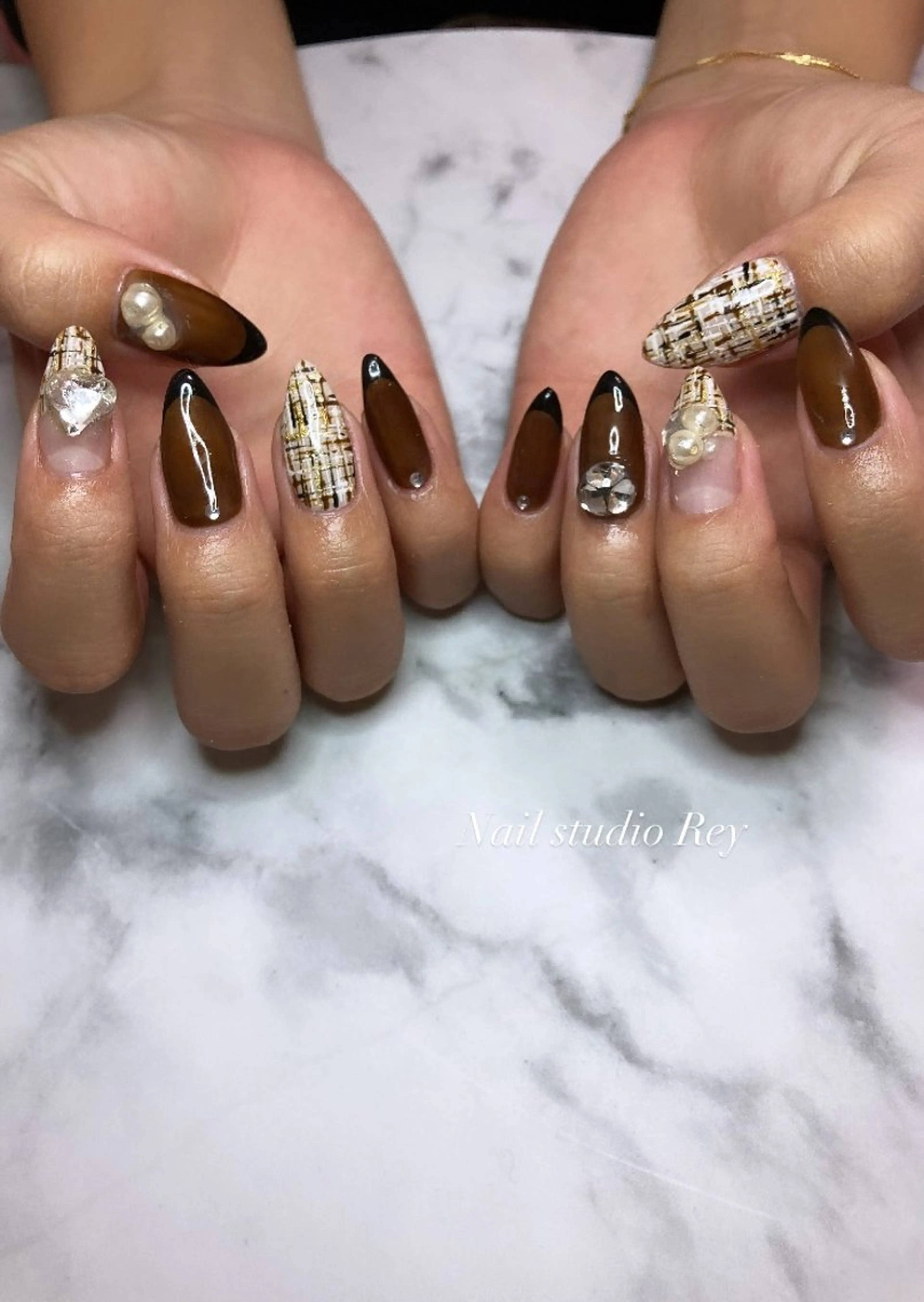 ネイル ブラウン ツイードネイル ecrin (エクラン)のネイルデザイン