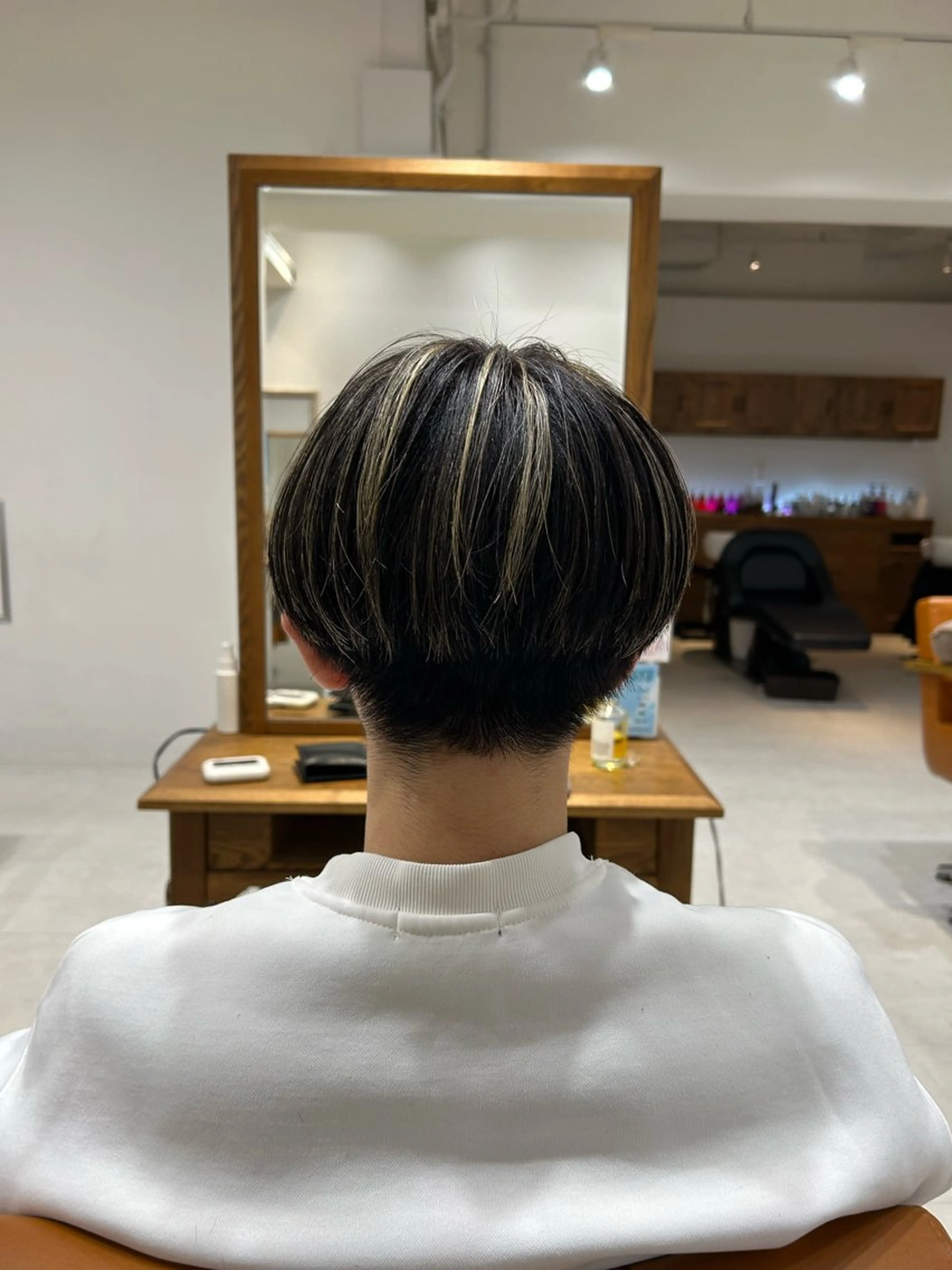 カラー メンズ 山﨑 燦人のヘアスタイル