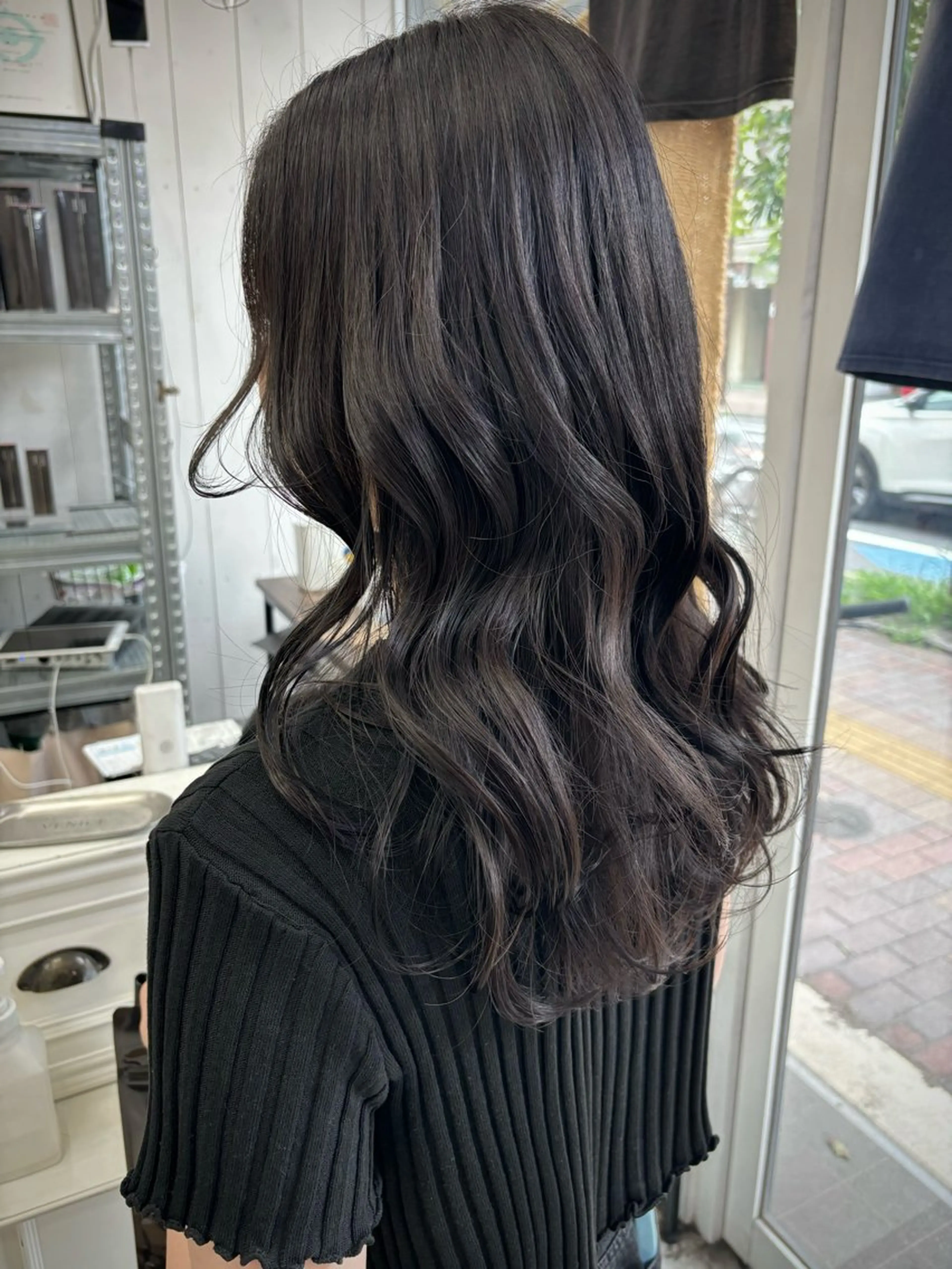 ロング カラー カット ヘアカラー トリートメント Ann./艶髪 /レイヤーカットのヘアスタイル