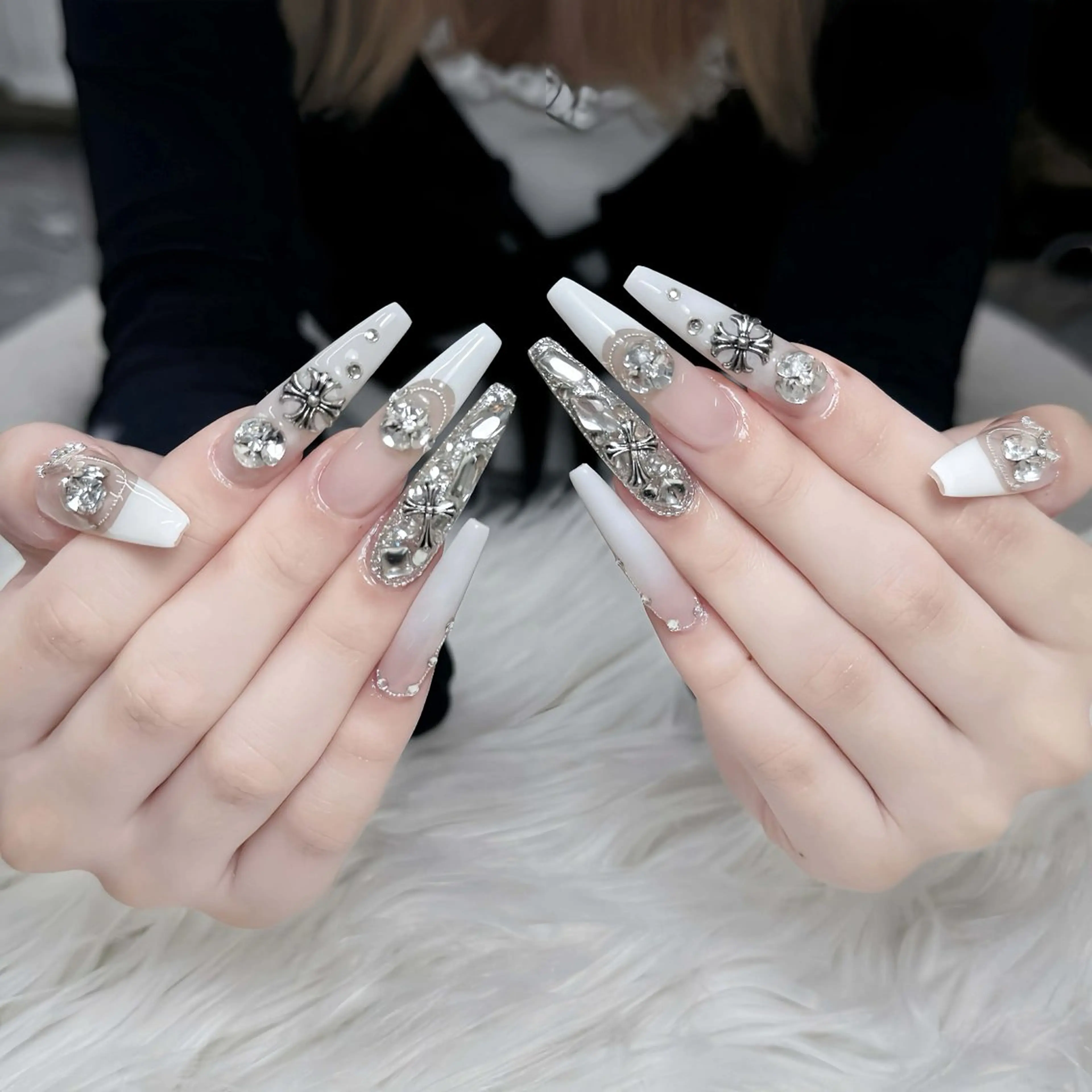 ネイル ハンドネイル いちご chan novaのネイルデザイン