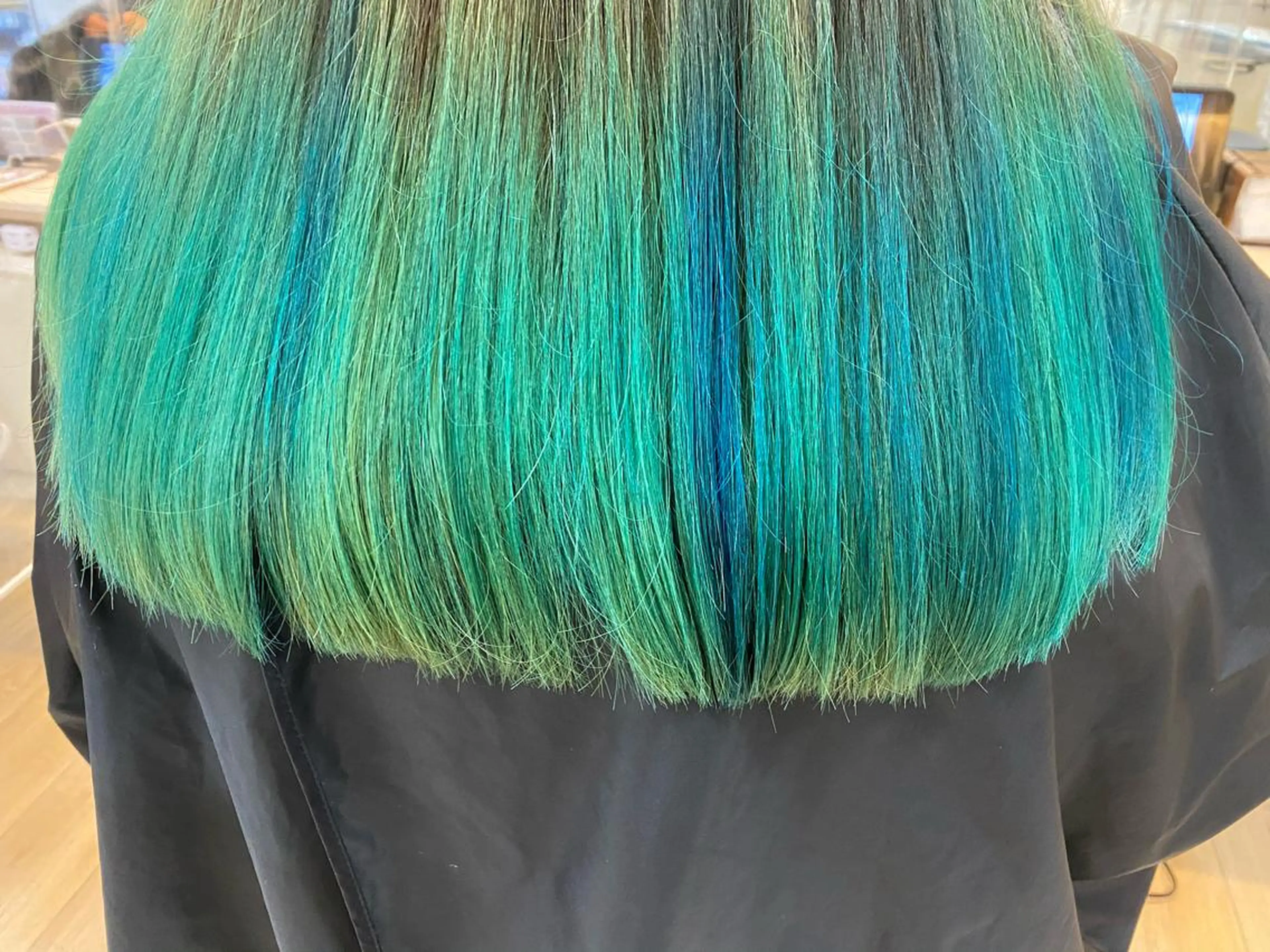 セミロング カラー 透明感カラーブリーチ 🌼シゲモトアヤ🌼のヘアスタイル