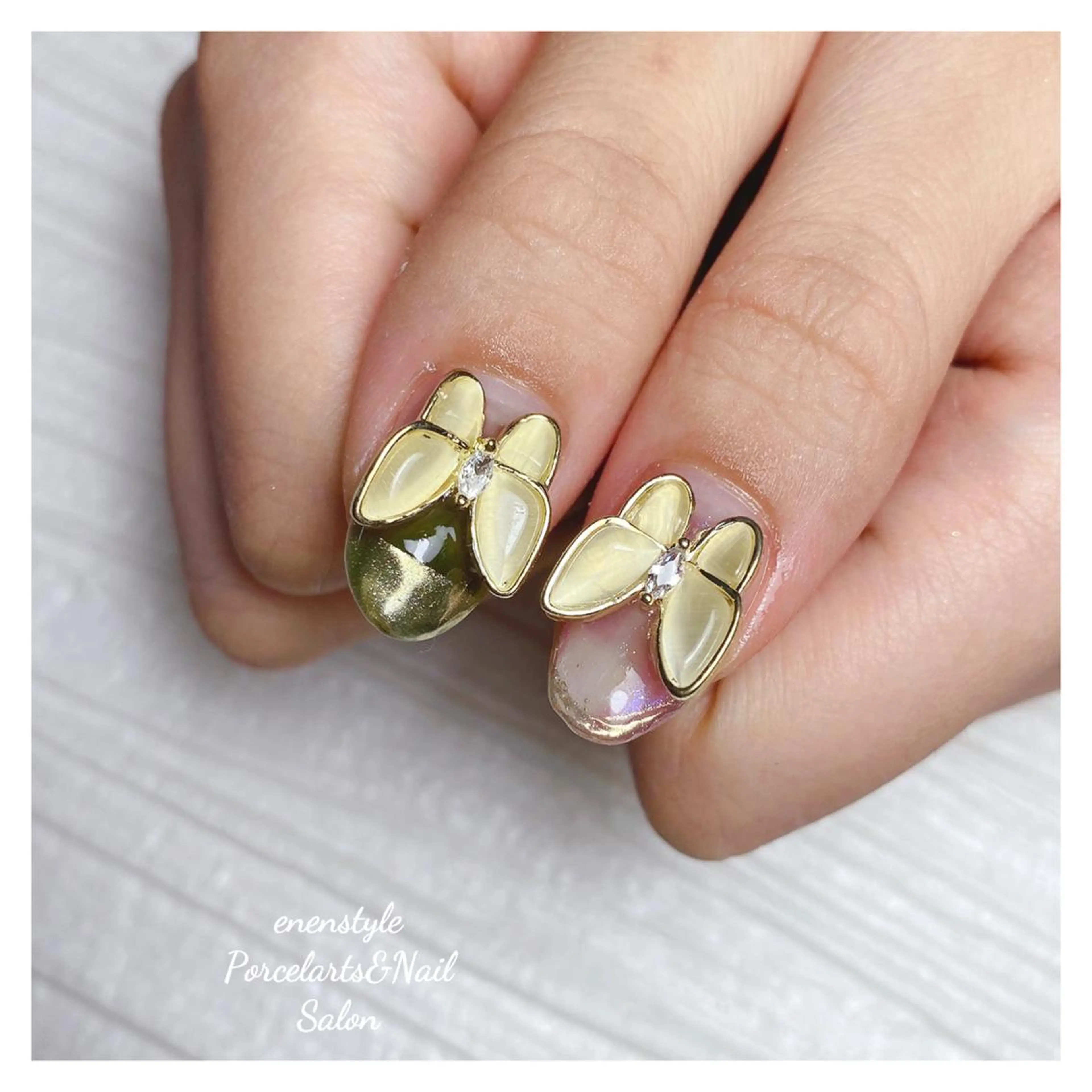 ミディアム ネイル 👑enen style👑のネイルデザイン