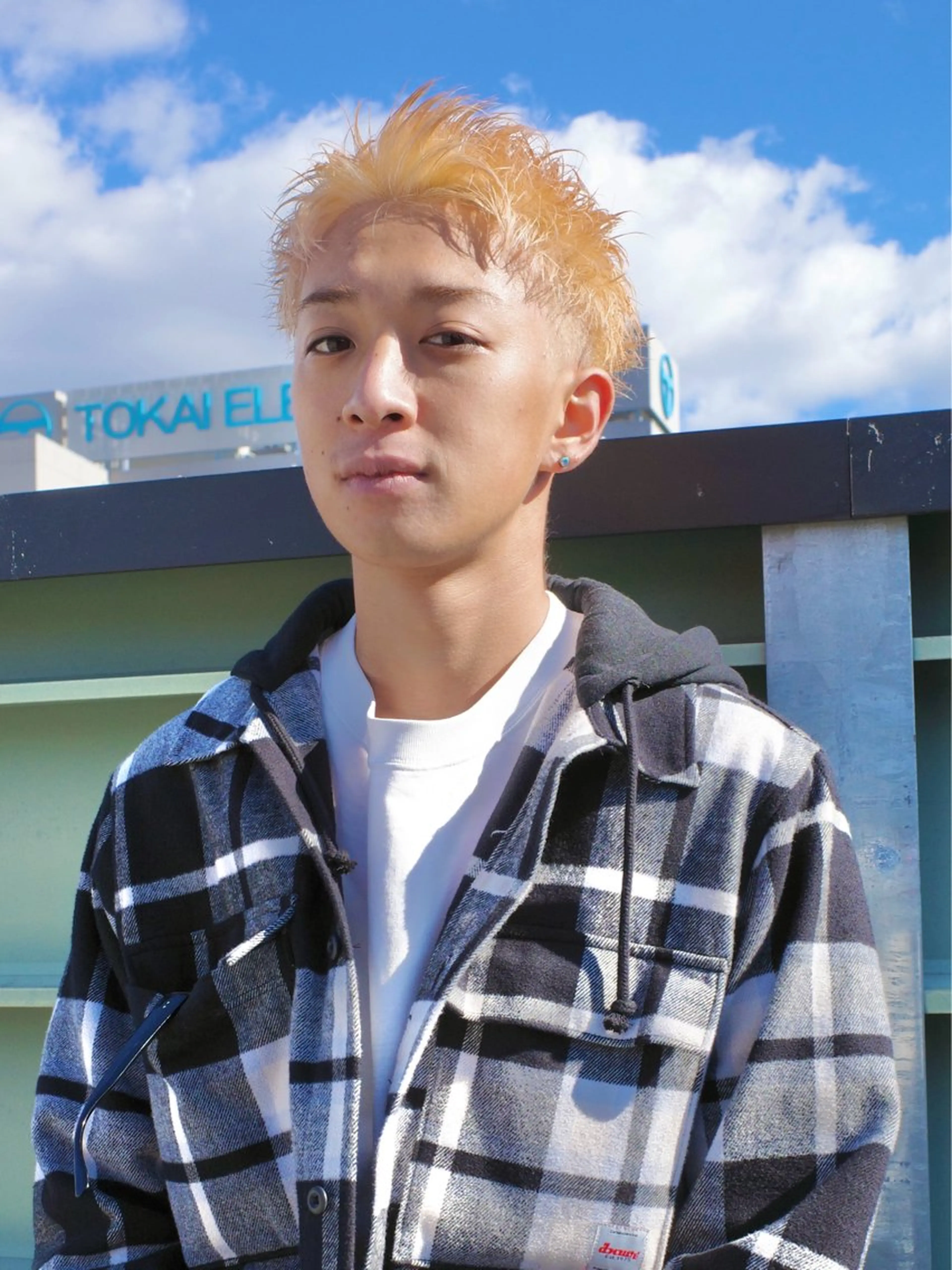 【メンズ限定】メンズカット+ケアブリーチ+カラー+最高級バイカルテトリートメントの写真