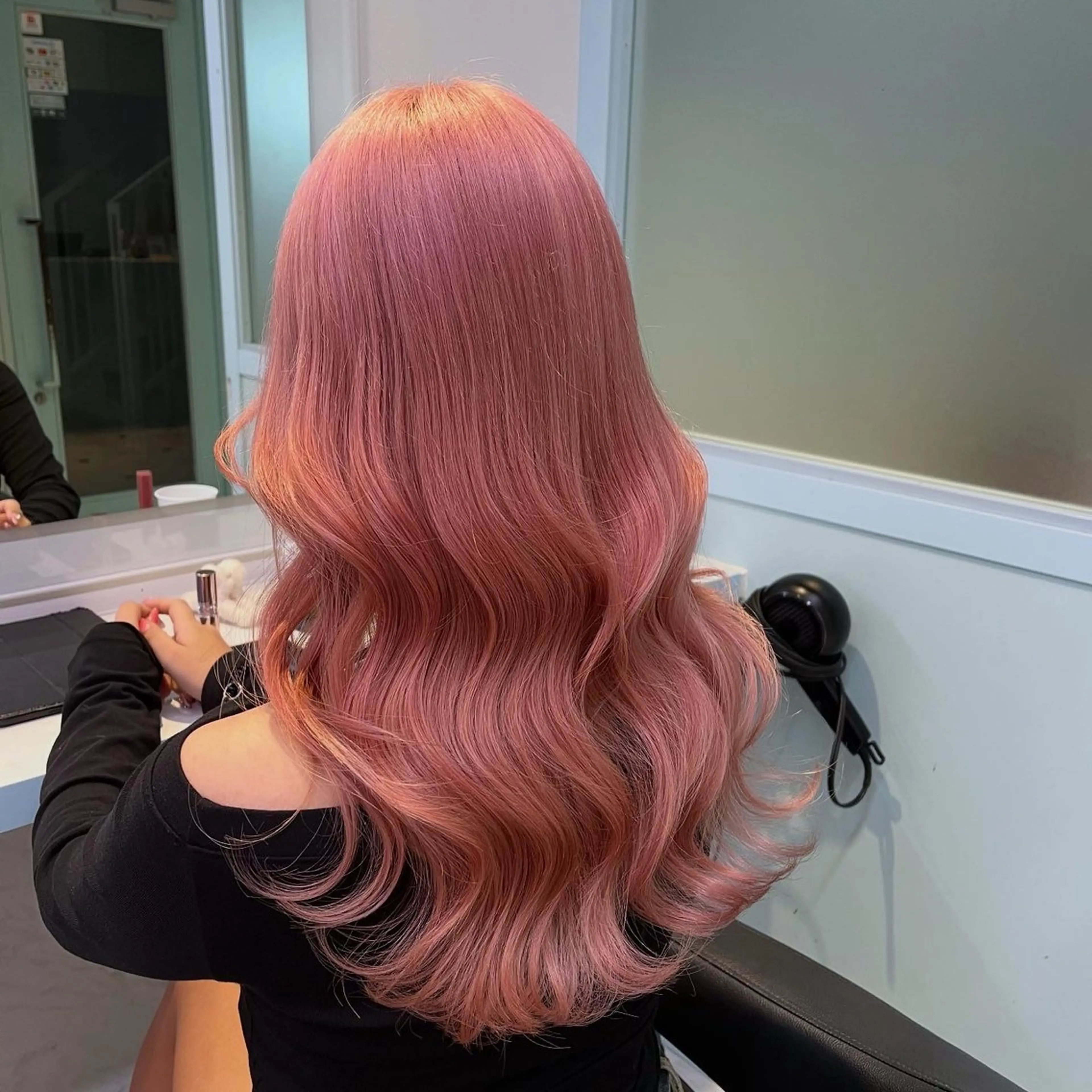 ロング カラー ヘアカラー トリートメント ブリーチカラー 🩵MIZUKIのヘアスタイル