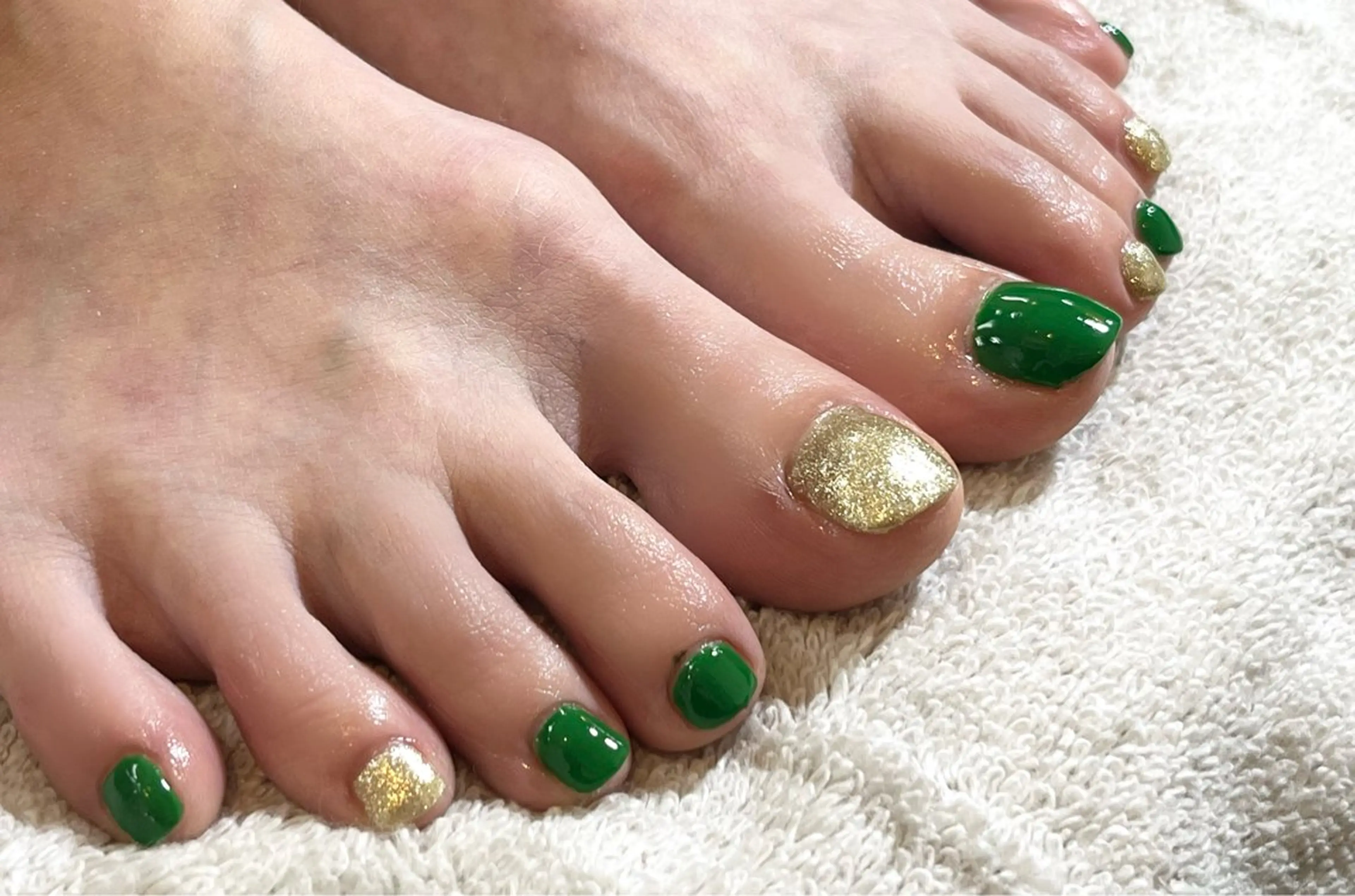 新規オフ無料☆彡ちゅるんとワンカラー♥︎カラグラ・ラメグラも🉑(2色まで選択◎)あったかいフットバス付き🛁の写真