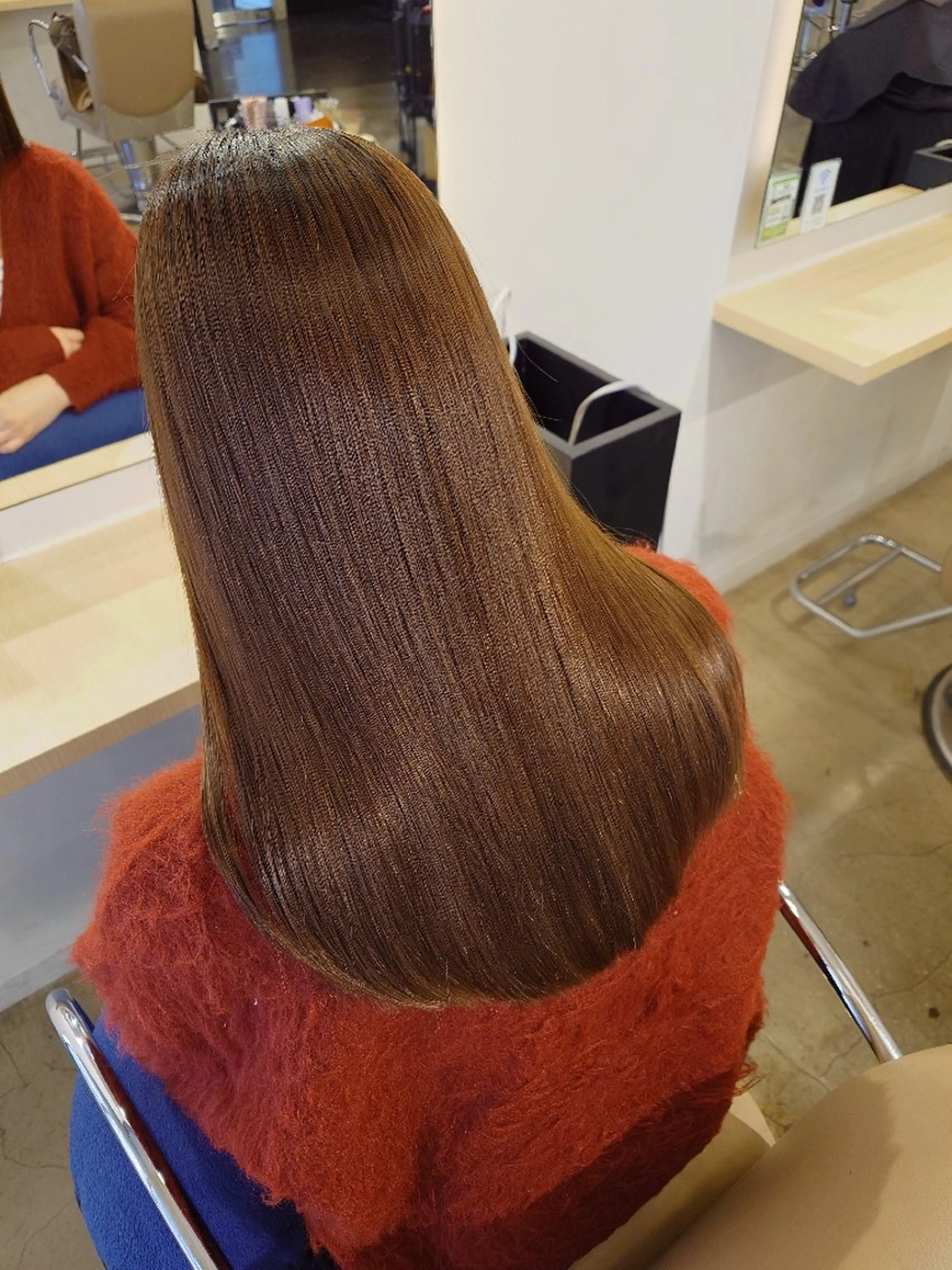 ロング カット ヘアカラー 縮毛矯正 トリートメント 津田 祐輔のヘアスタイル