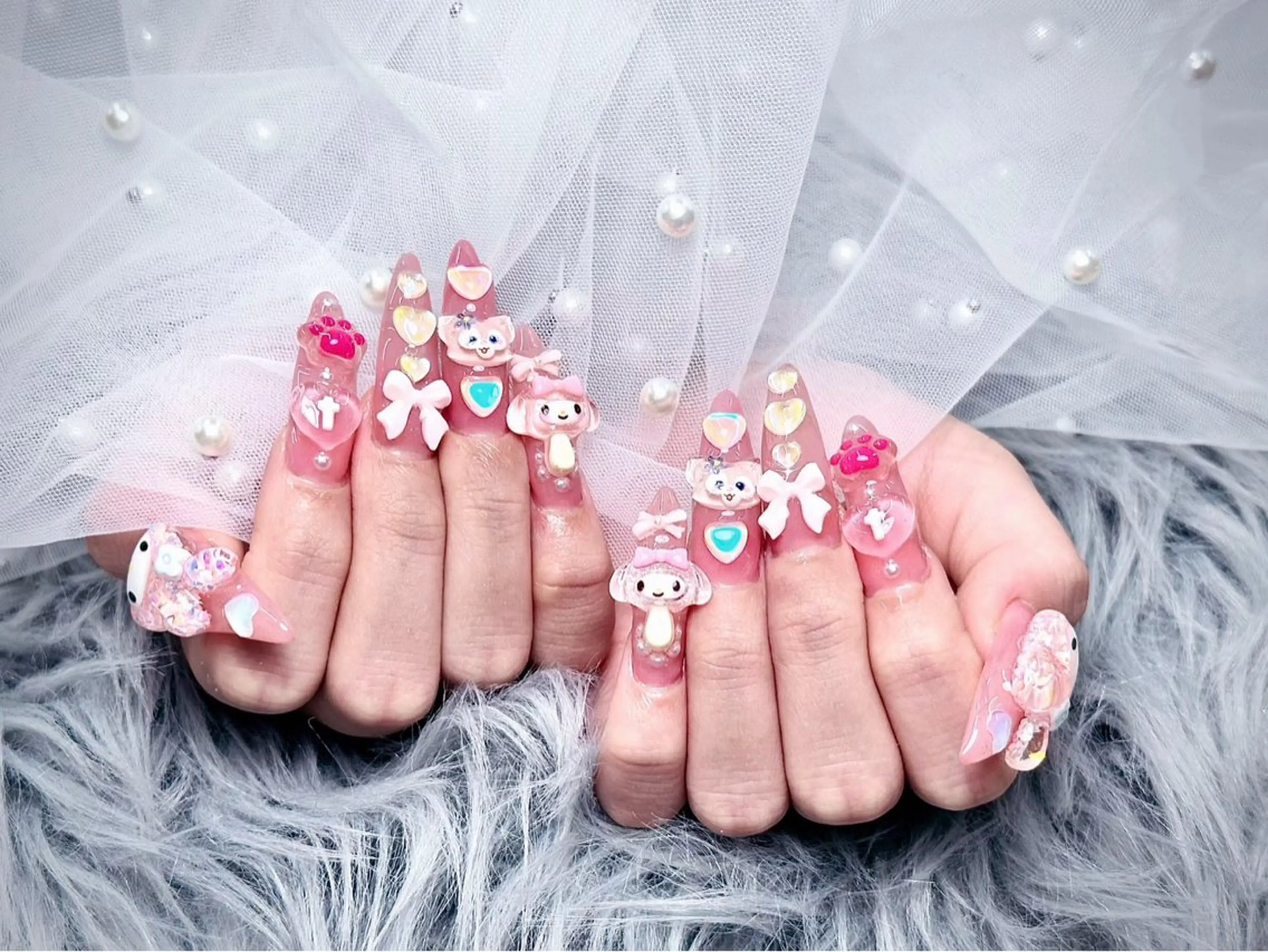 ネイル lucky nail 歌舞伎町のネイルデザイン