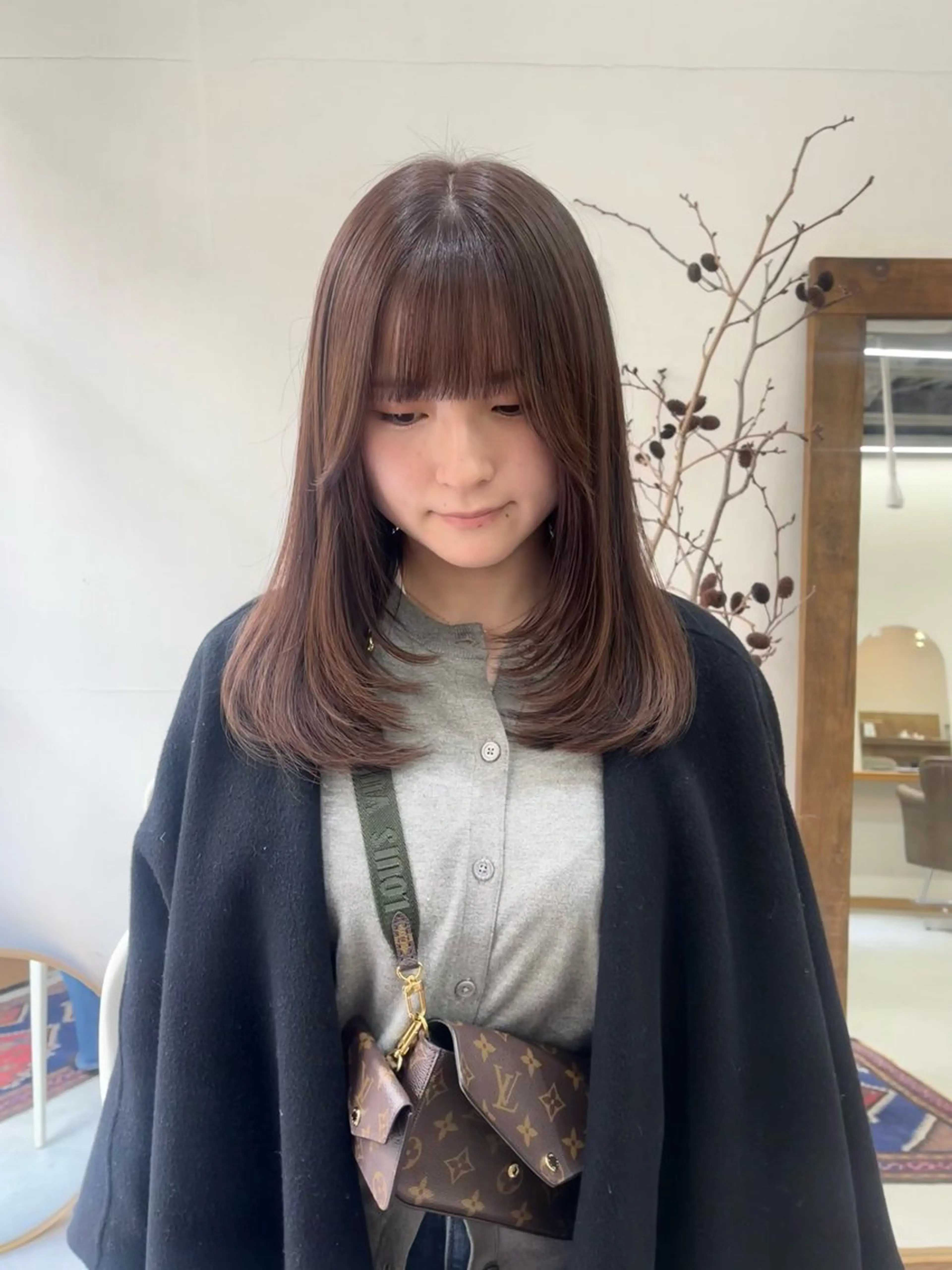 ミディアム カラー ヘアアレンジ ブリーチ ブリーチなしカラー esu 心斎橋店所属・ena/ブリーチなし 心斎橋・ベージュ🎀のヘアスタイル