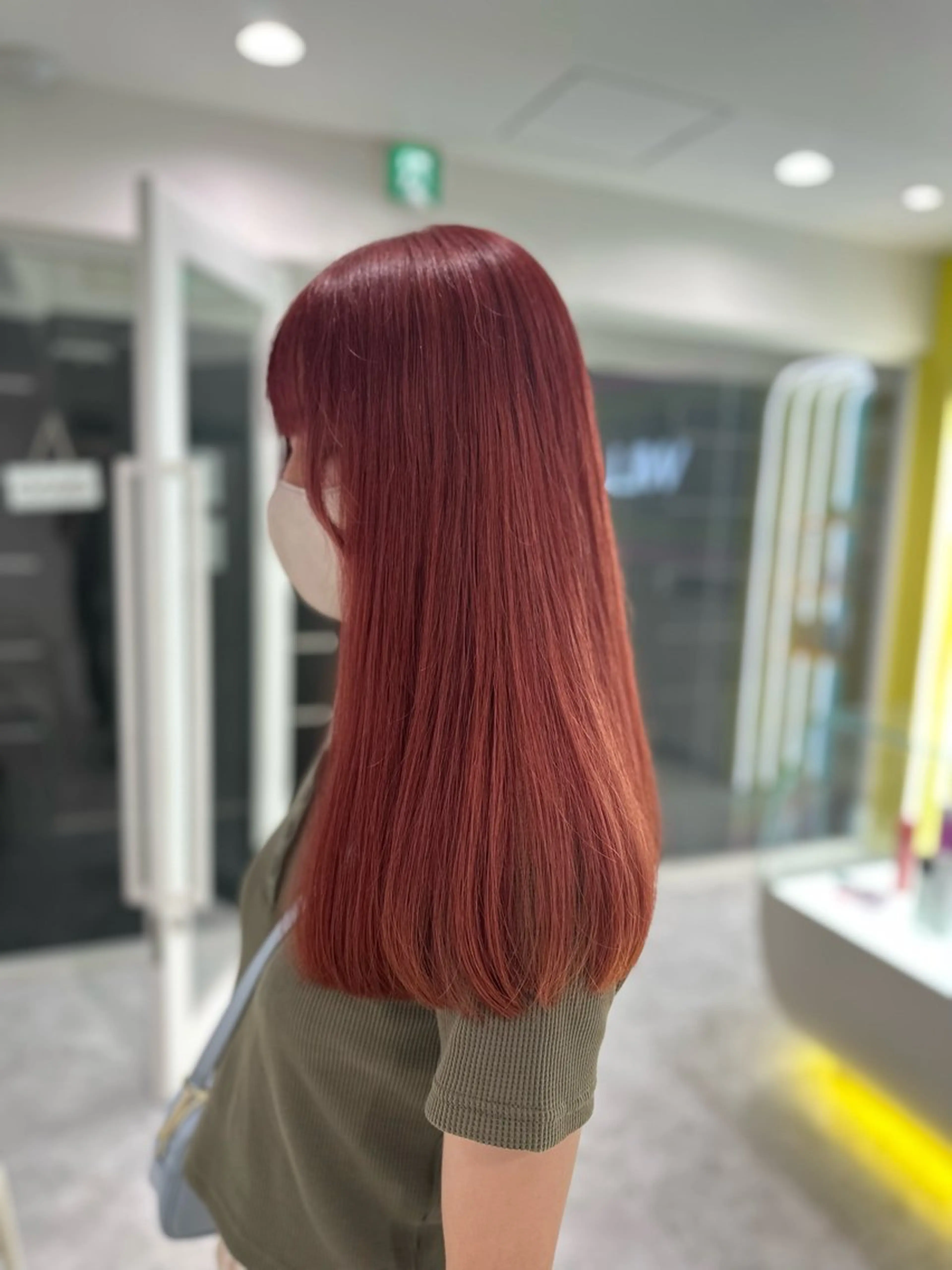 ミディアム カラー 韓国レイヤーカット /REIのヘアスタイル