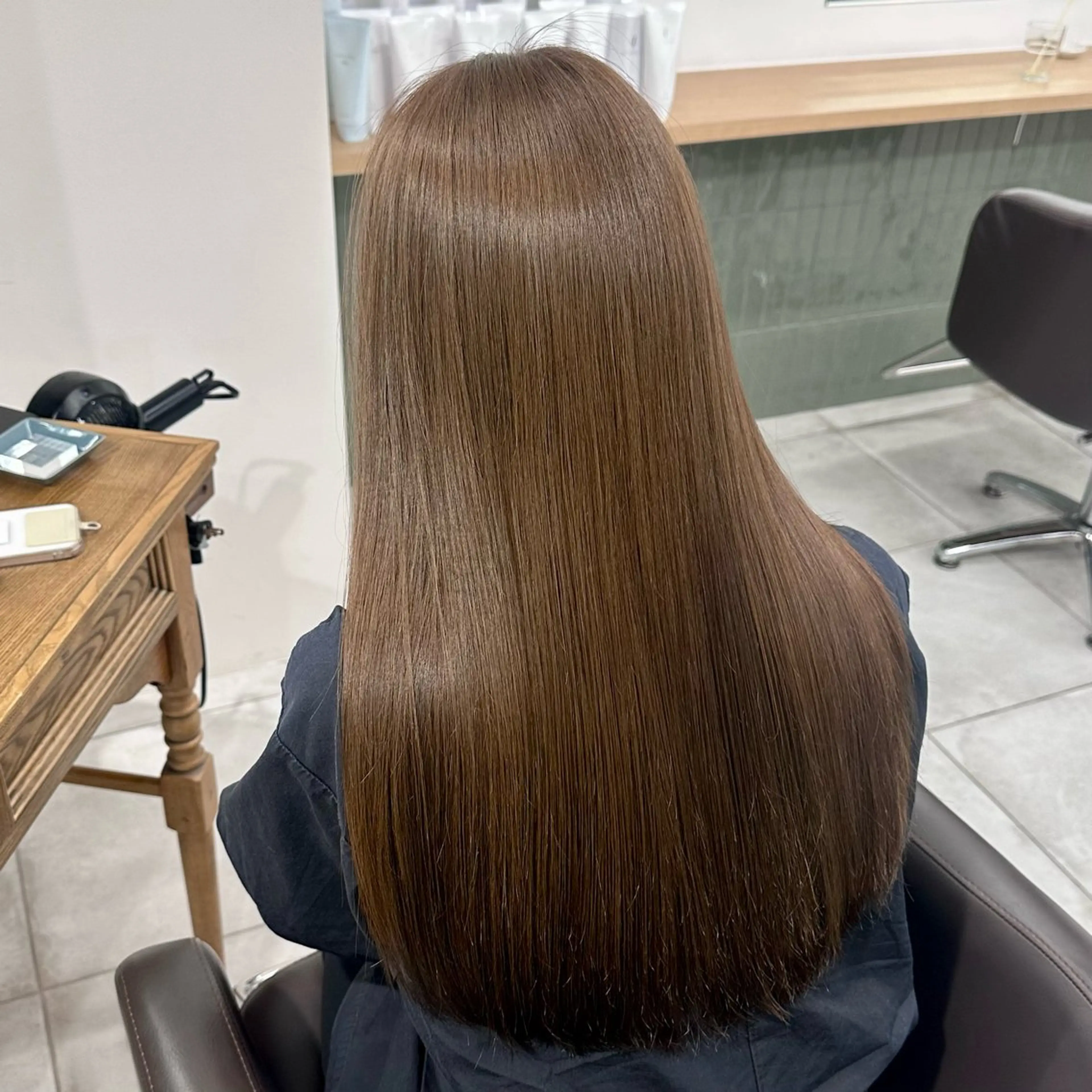 セミロング カラー カット ヘアカラー トリートメント ブリーチなし/レイヤ ー特化🌈Tommyのヘアスタイル