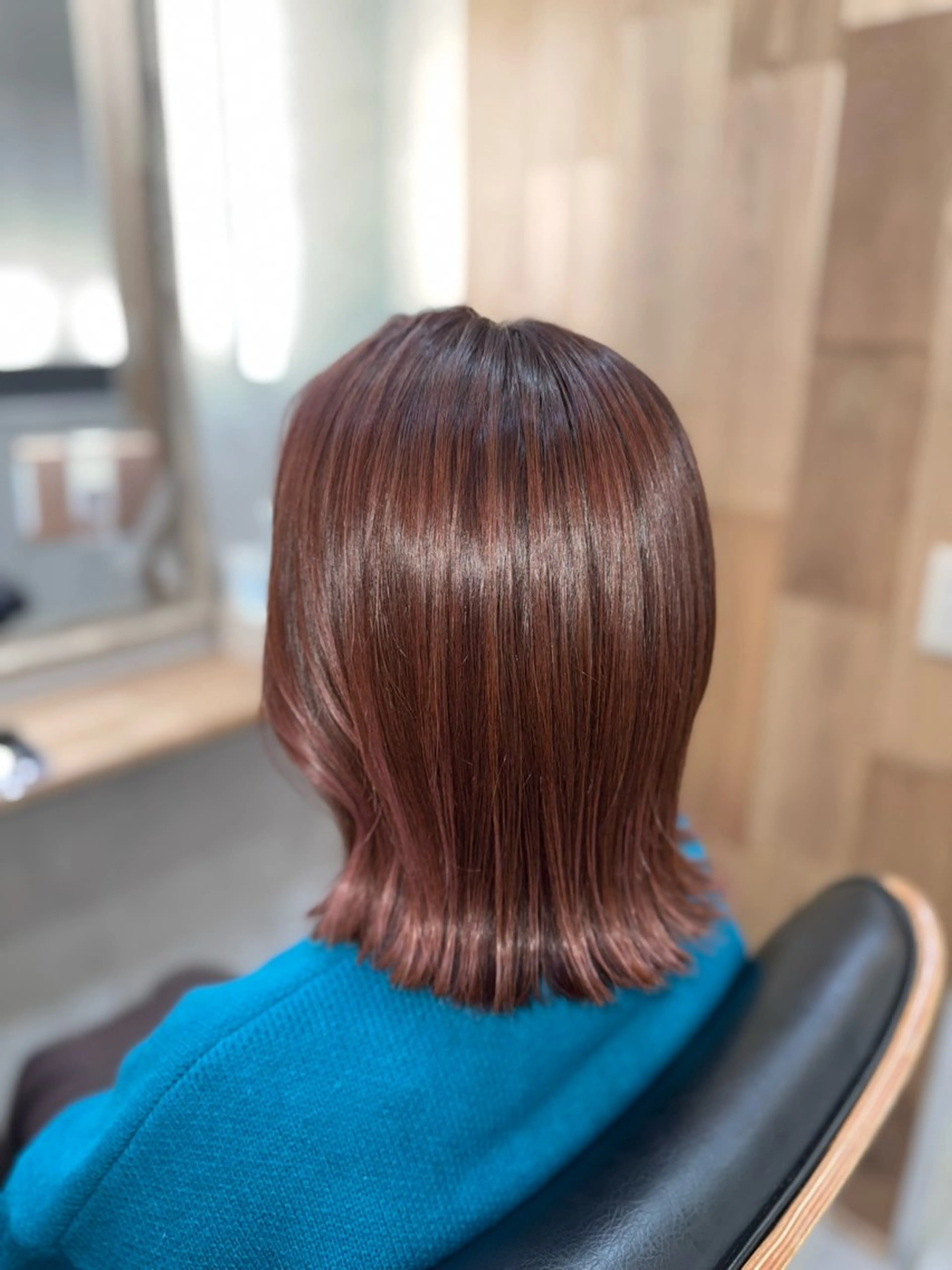 ミディアム カラー ミディアムパーマ アディクシーカラー アクアカラー バレイヤージュ ハイライトカラー カット ヘアカラー トリートメント 多賀 順平のヘアスタイル