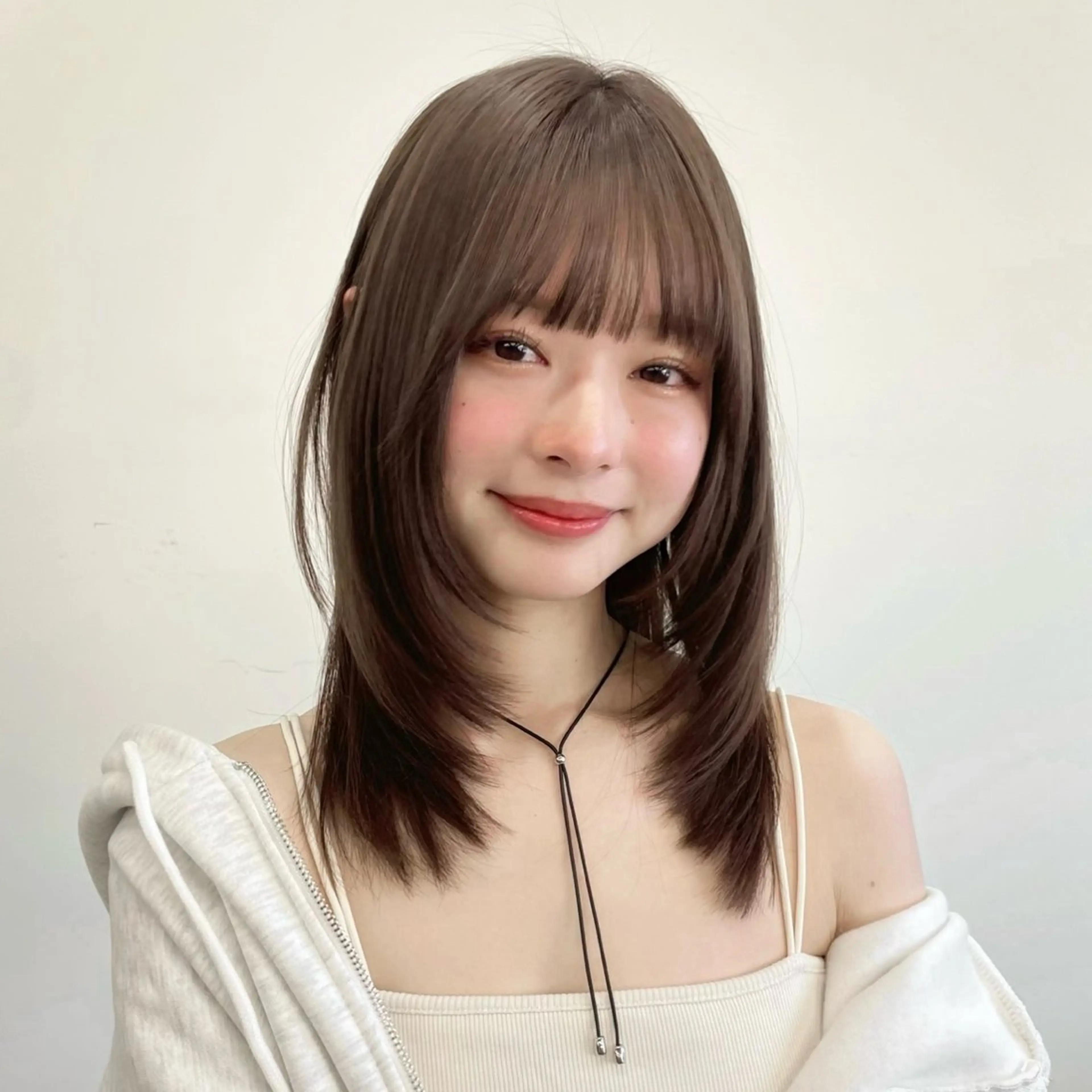 ミディアム カラー ブラウンカラー 透明感カラー レイヤーカット 小顔カット カット ヘアカラー トリートメント sora/レイヤー/ 透明感カラー🎀のヘアスタイル