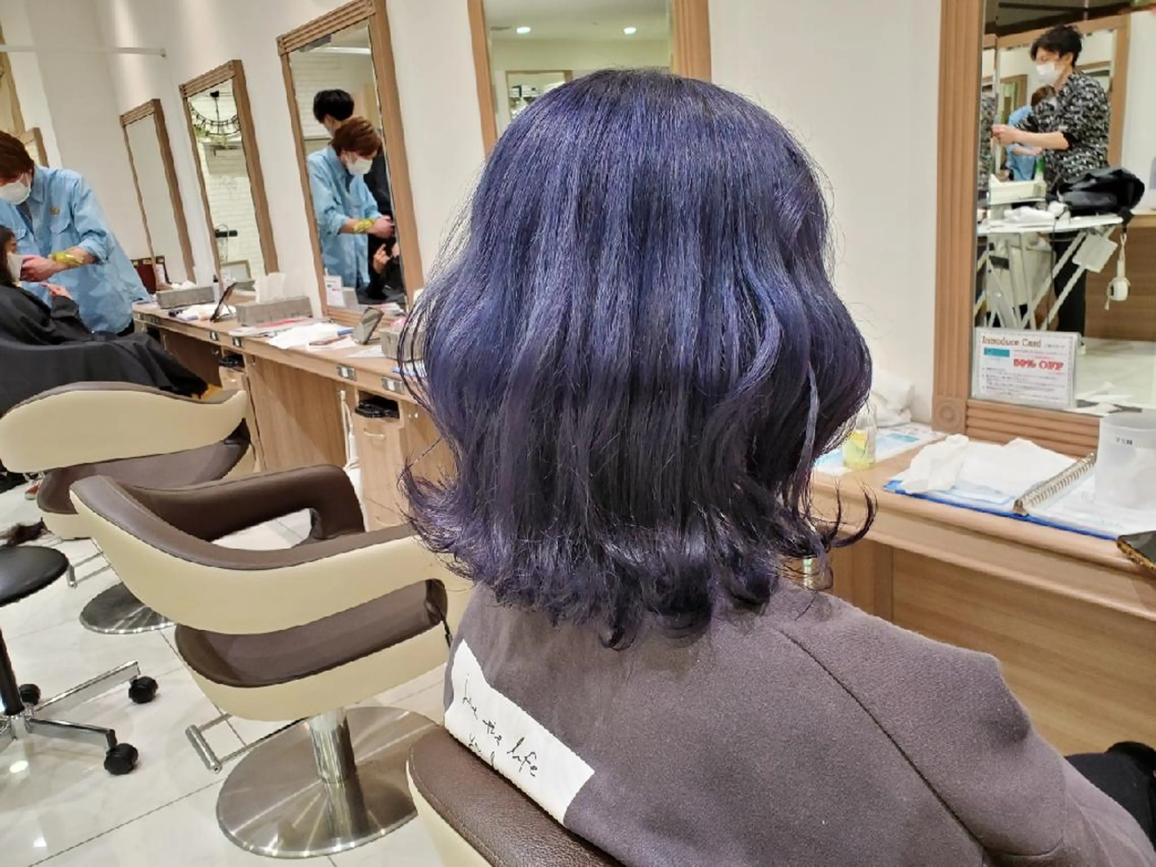 ショート カラー ブリーチ ブルーカラー ブルーラベンダー イルミナカラー ラベンダーカラー 中村 和貴のヘアスタイル