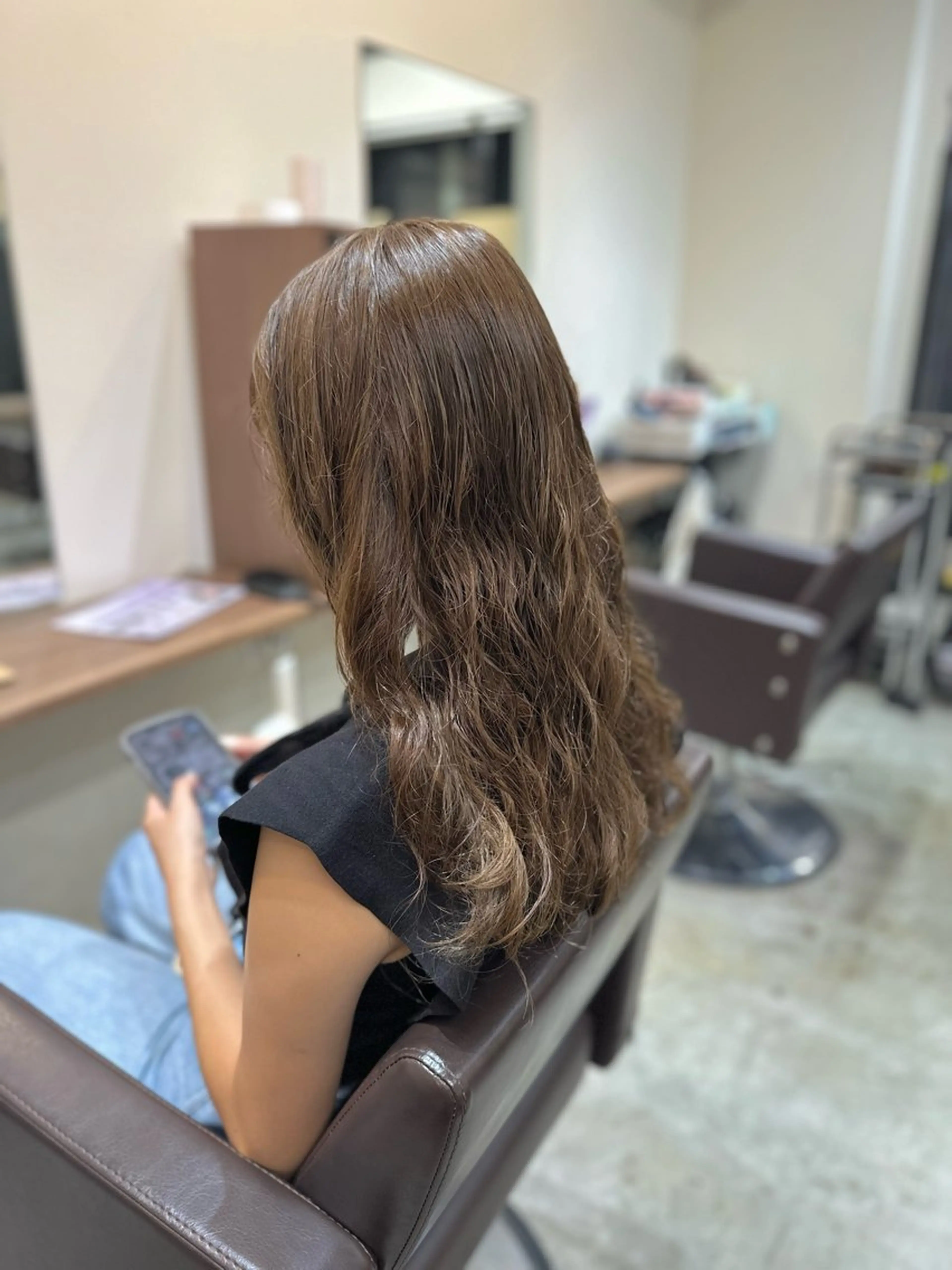 ロング カラー パーマ カット ヘアカラー パーマ トリートメント ヘッドスパ 巻けるケア縮毛矯正✨ ケアカラー✨山下のヘアスタイル