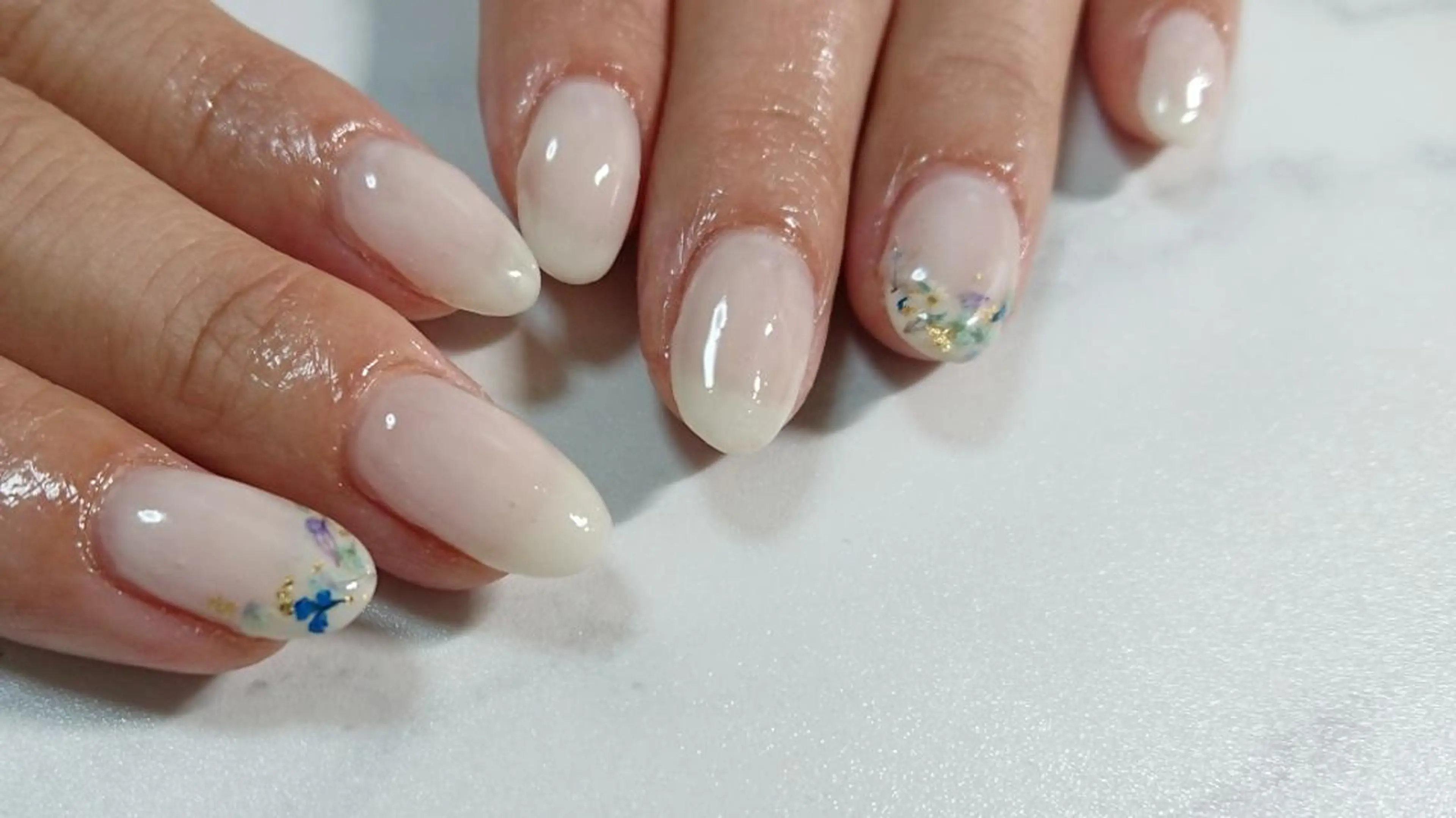 ネイル フラワーネイル フレンチネイル shellnail さなえのネイルデザイン