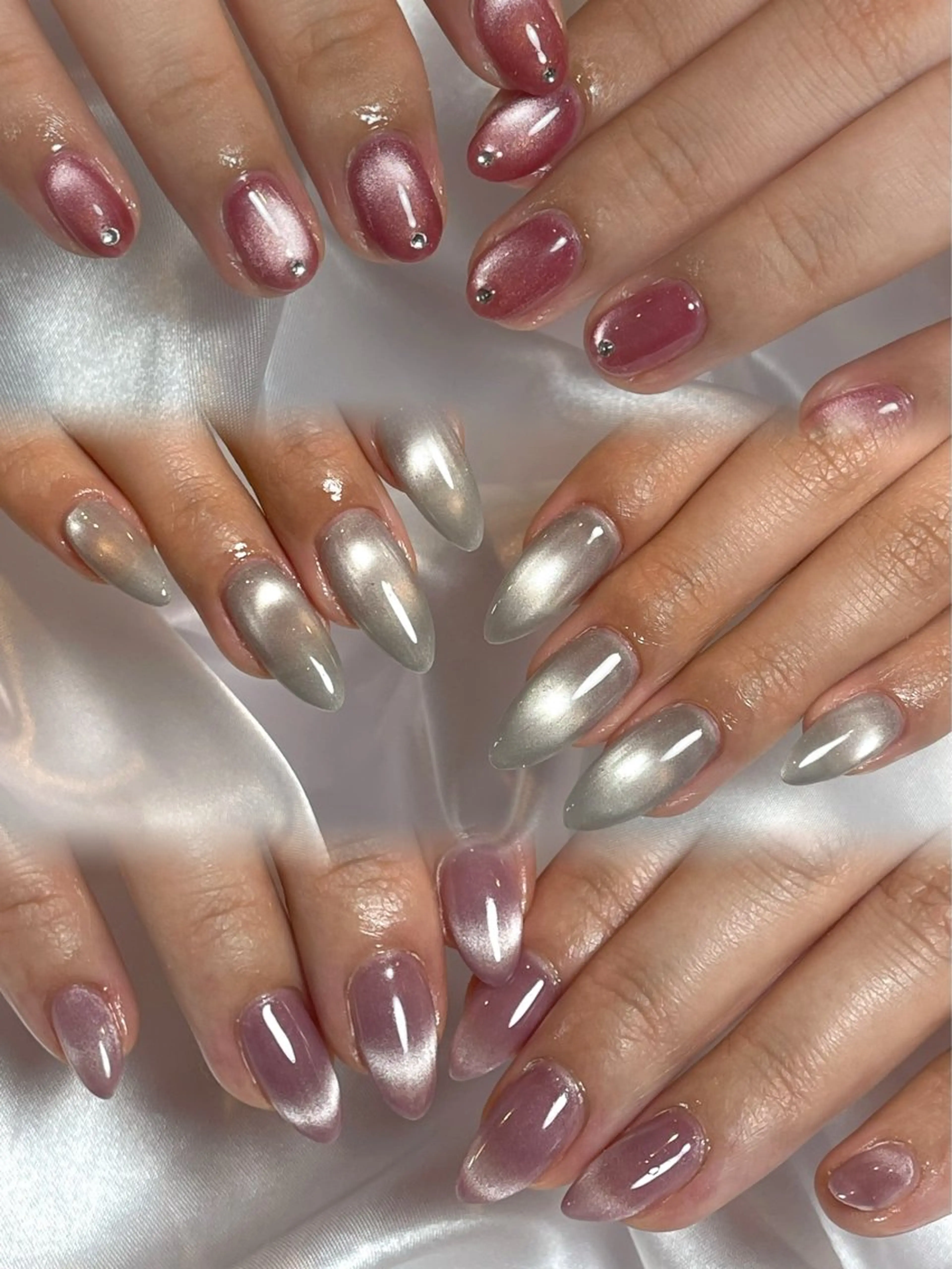 ネイル マグネットネイル ハンドネイル nailsalon Moa【モア】所属・yurika 🌷.*･ﾟのネイルデザイン