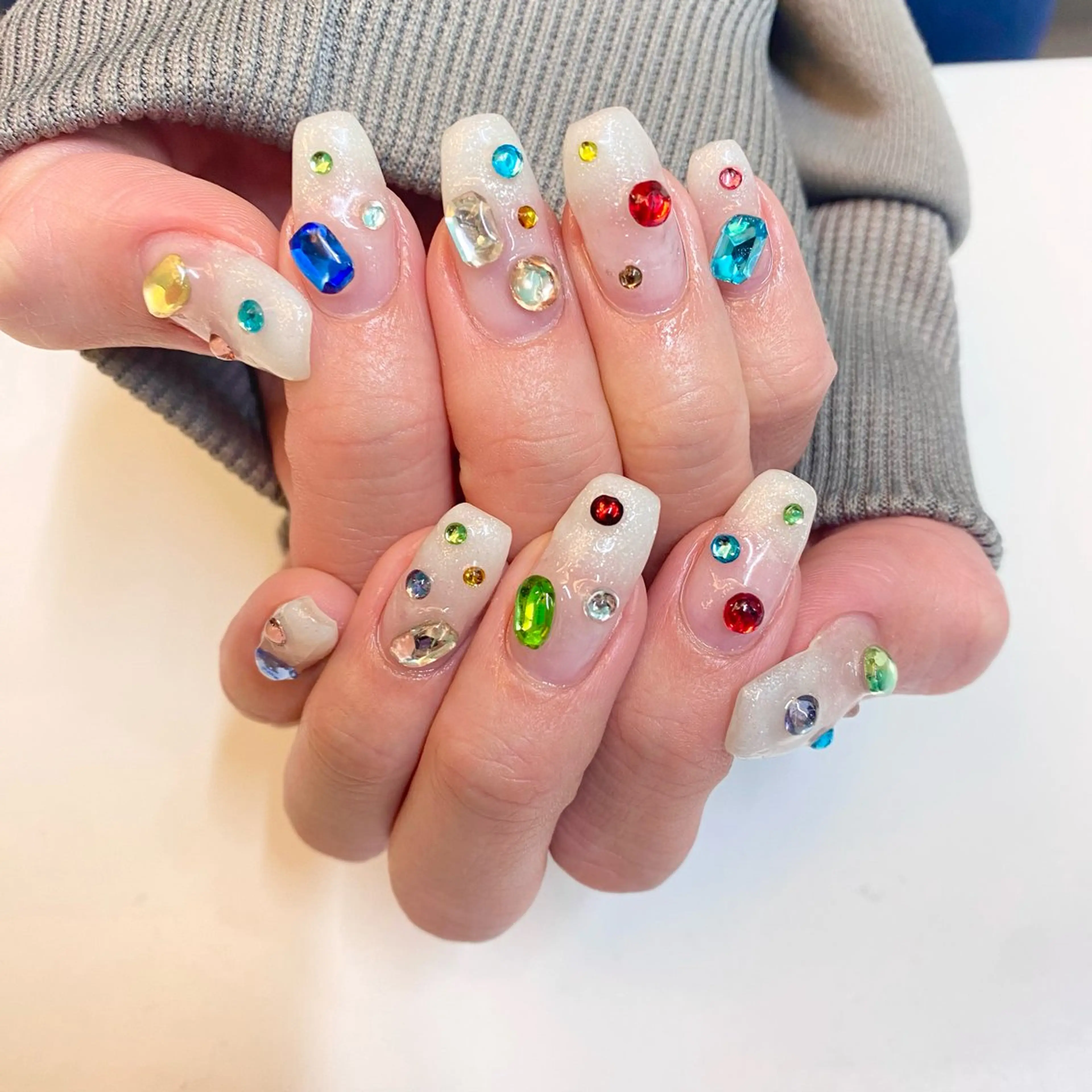 ネイル Kira-ra所属・Kira-ra💎 KIRARIのネイルデザイン