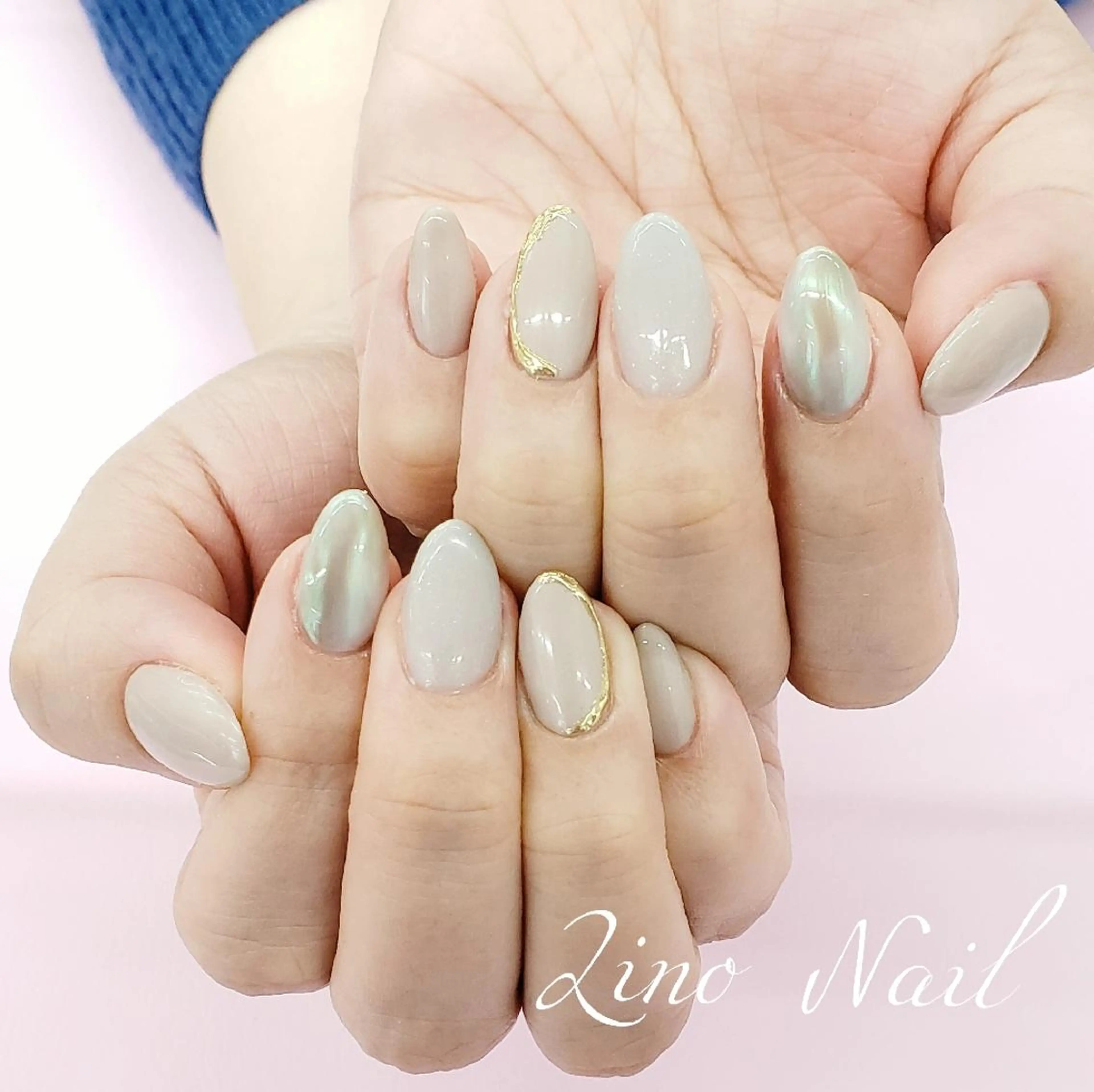 ネイル オーロラネイル カジュアル ジェルネイル ゴールド キラキラネイル ハンドネイル Lino Nailのネイルデザイン