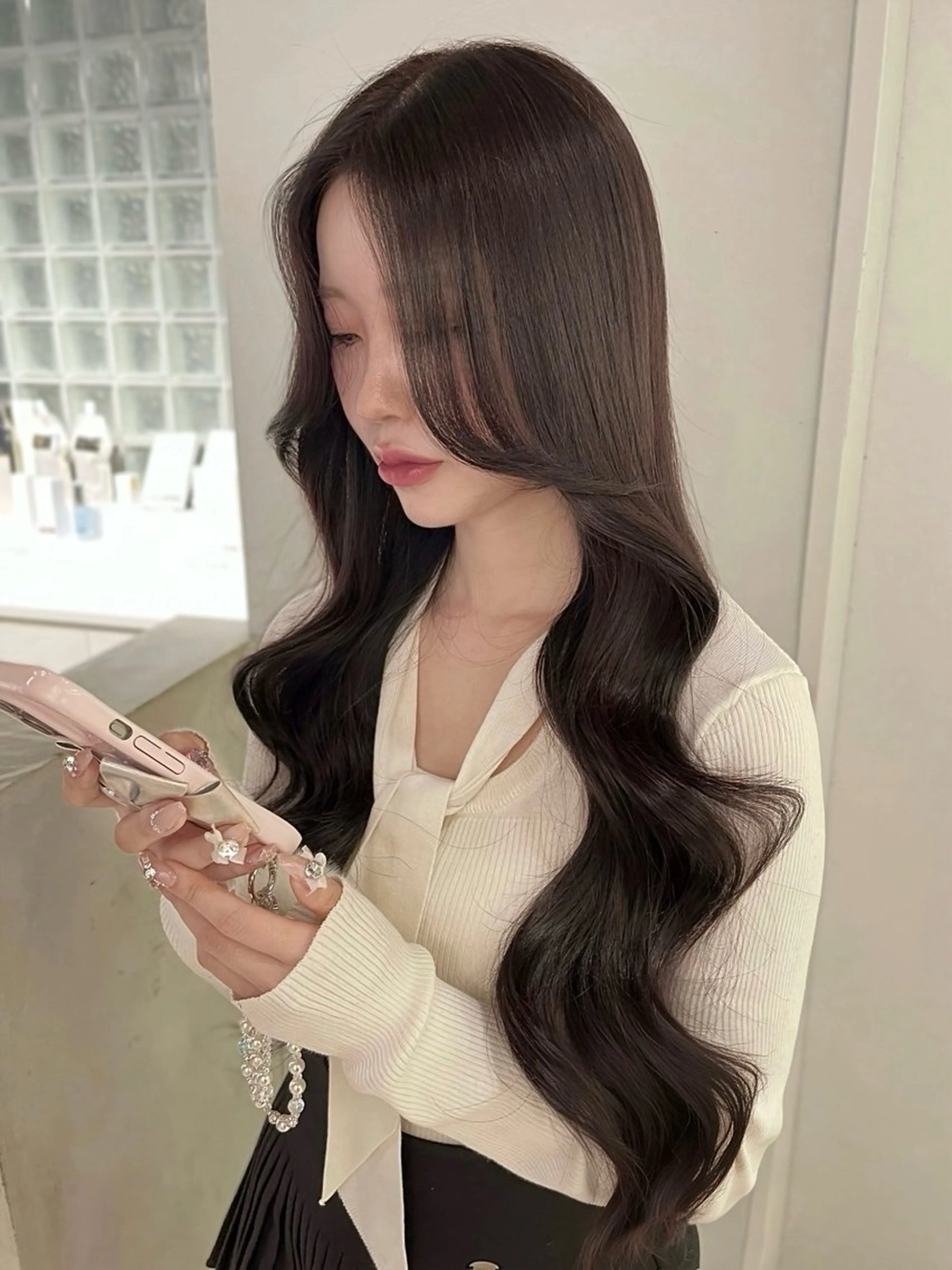 ロング カラー LINDO TOKYO所属・ミルクティー /asumi♡のヘアスタイル