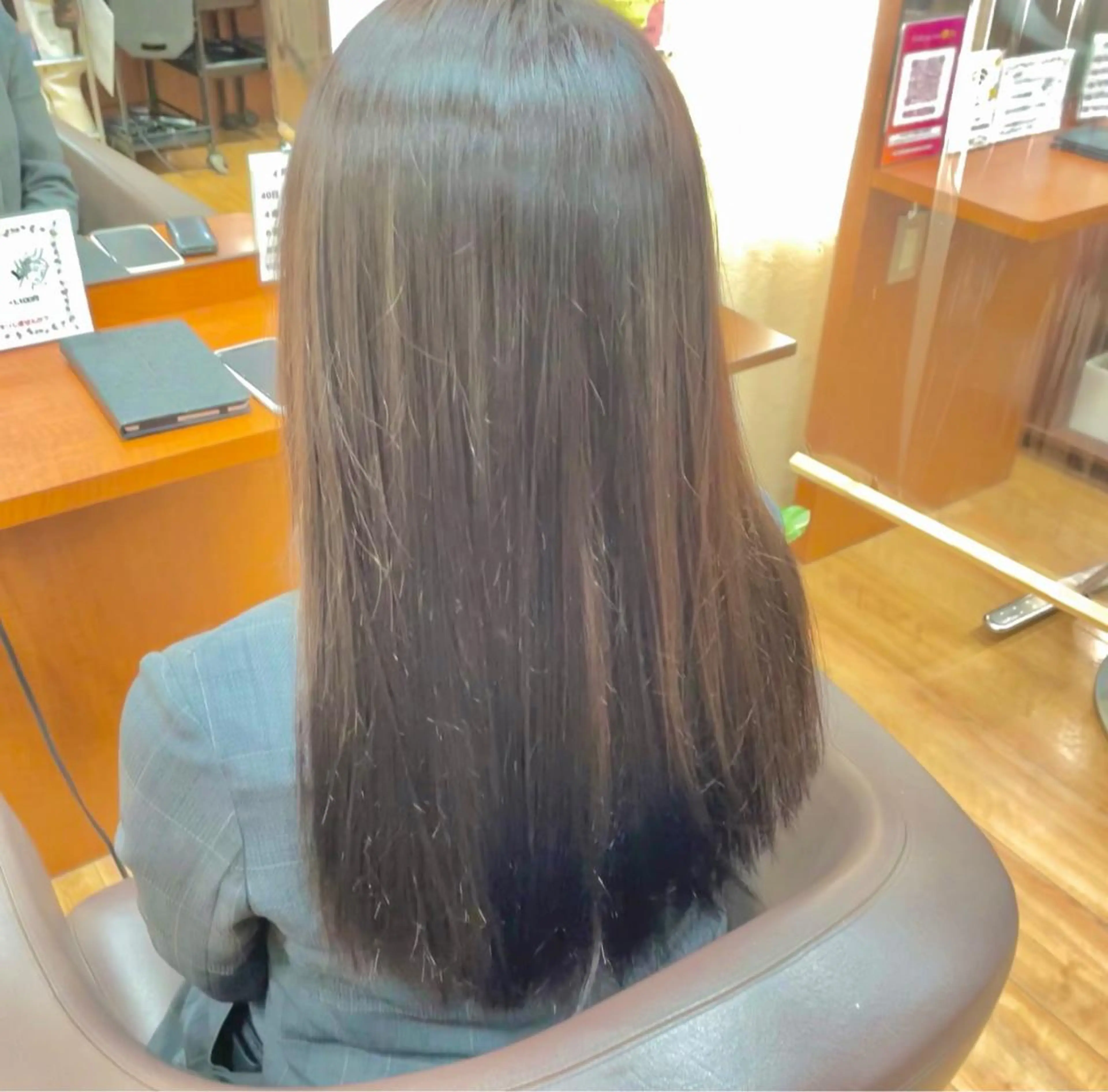カラー ベージュカラー marl所属・花田 真のヘアスタイル