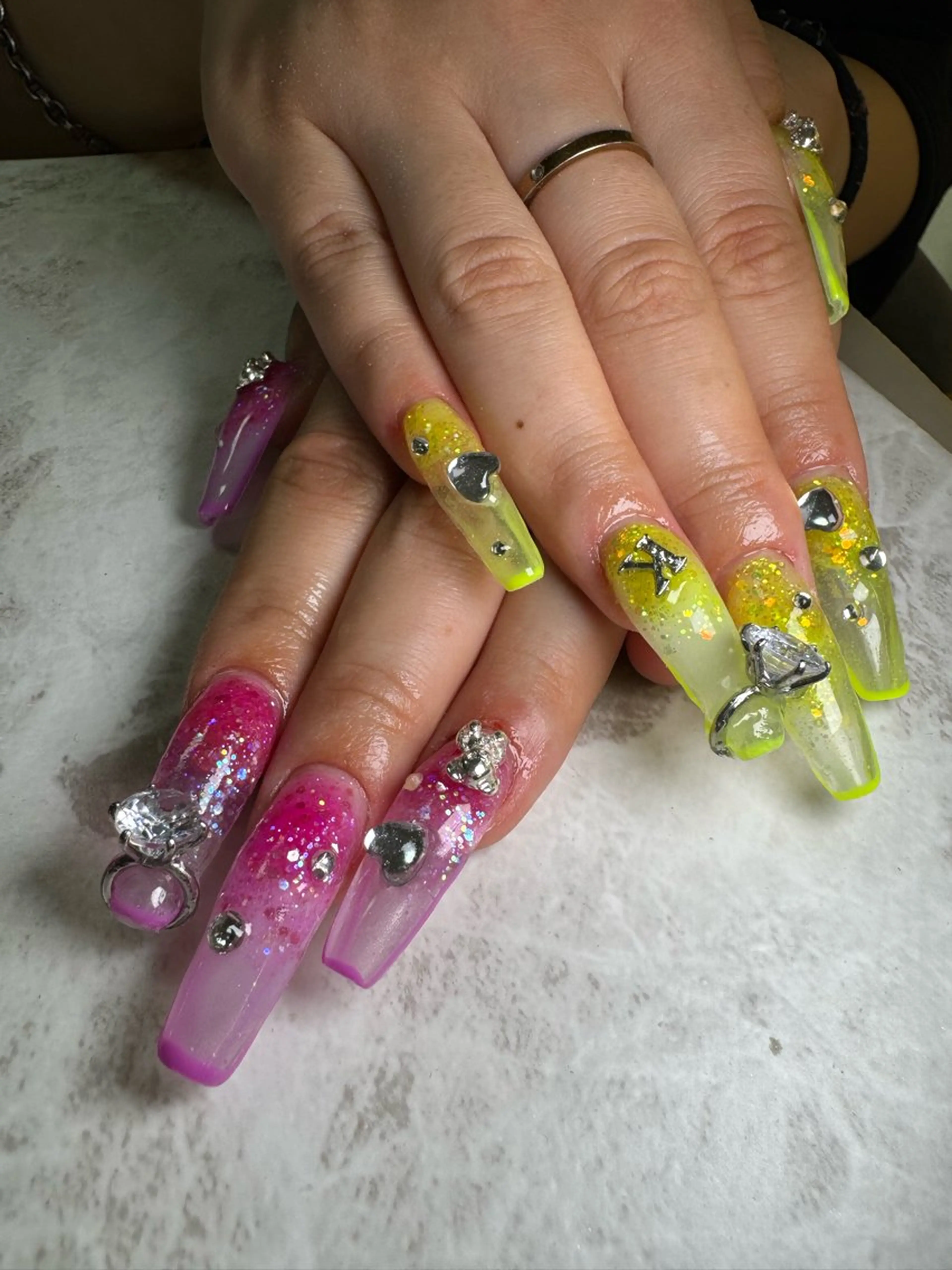 ネイル ハンドネイル YOUTH nails waxing所属・YOUTH natsumiのネイルデザイン