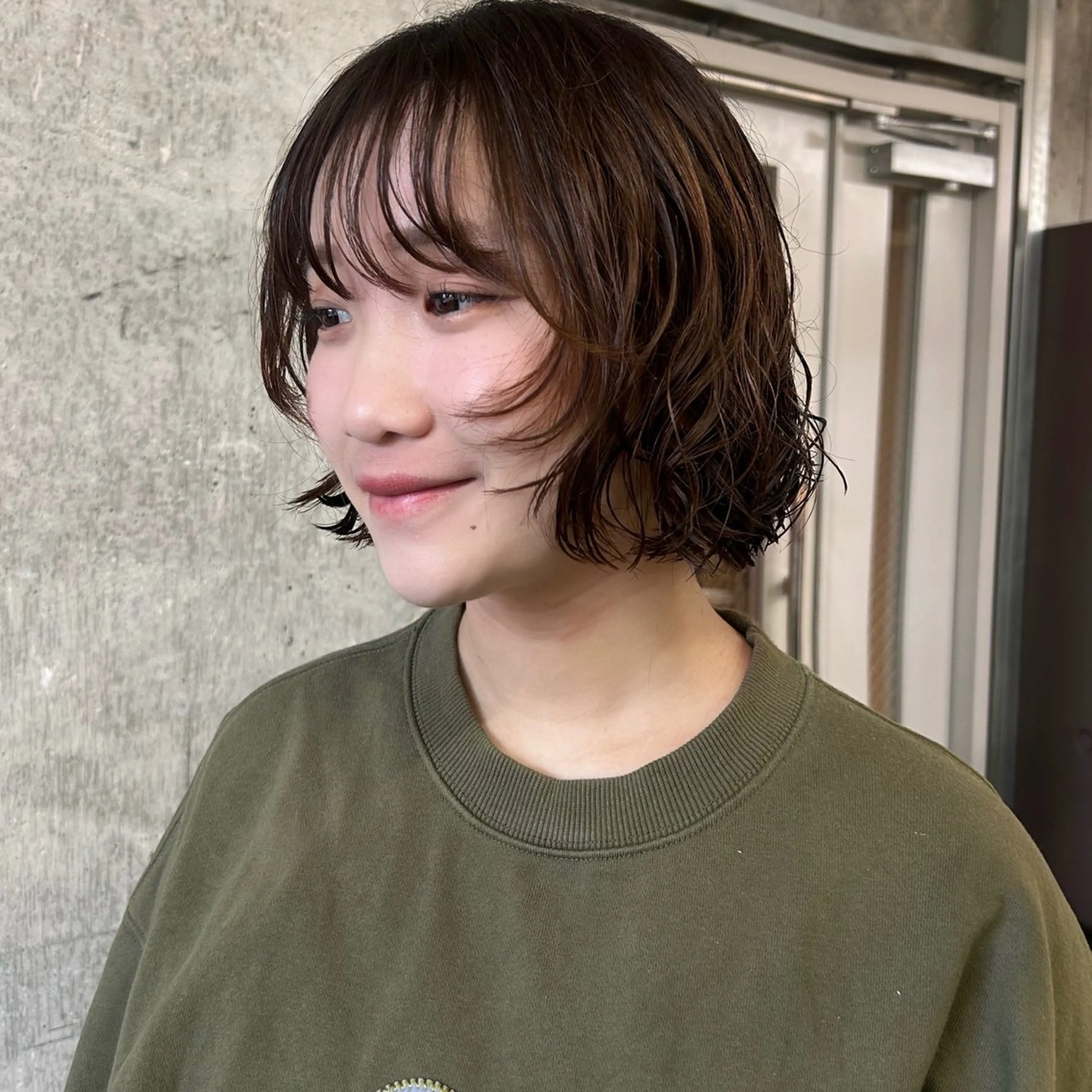 ミディアム カラー パーマ ミディアムパーマ ボブ レイヤーカット カット ヘアカラー パーマ 伊藤ほのか /パーマ/ショートのヘアスタイル