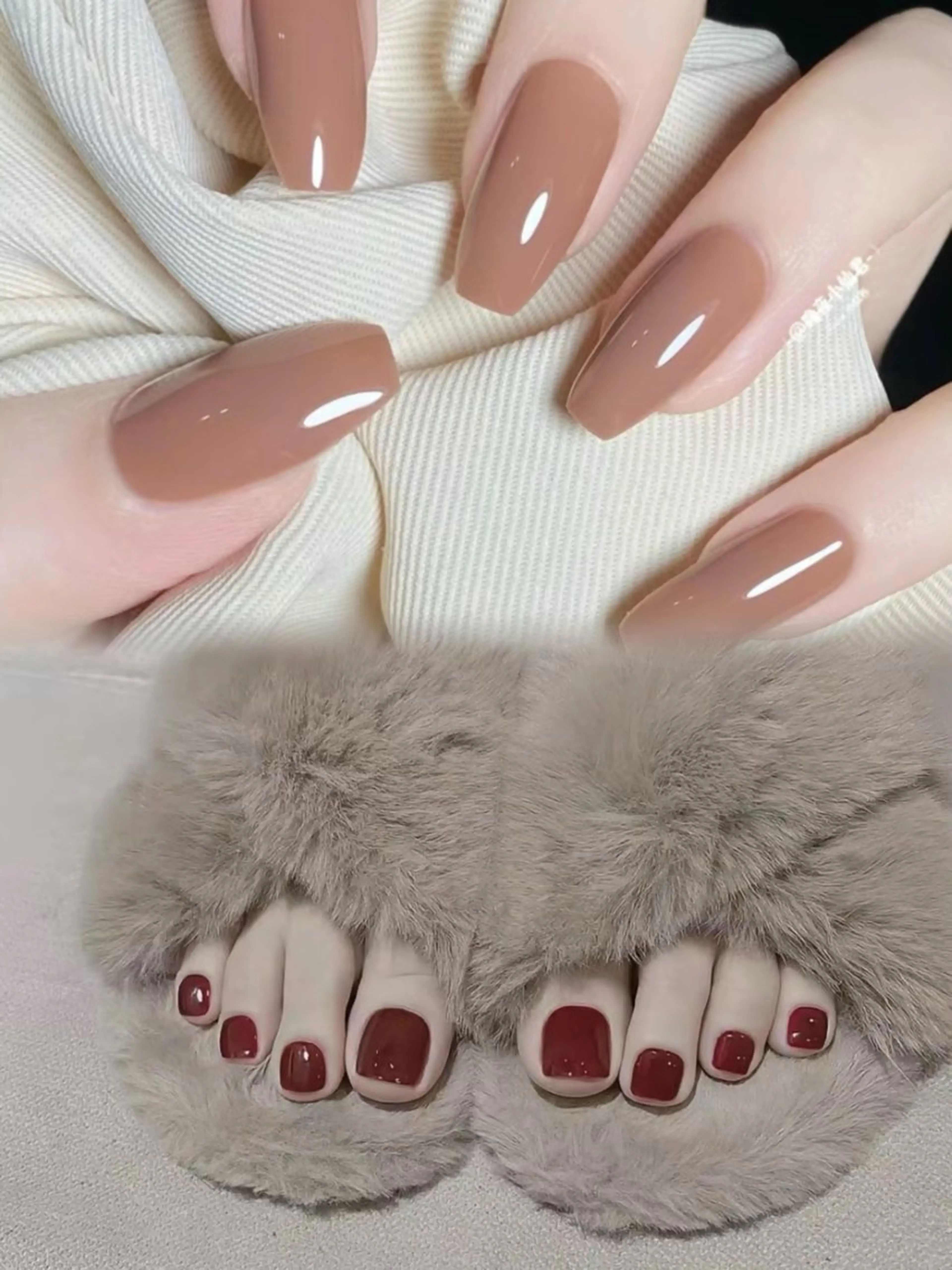 💫冬限定🩵ハンドワンカラー＋フットワンカラー❣️ソフト付け替えオフ代無料の写真